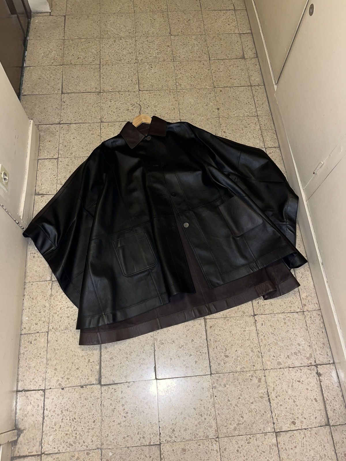 Loewe Loewe leather cloak Size M / US 6-8 / IT 42-44 - 9 Thumbnail