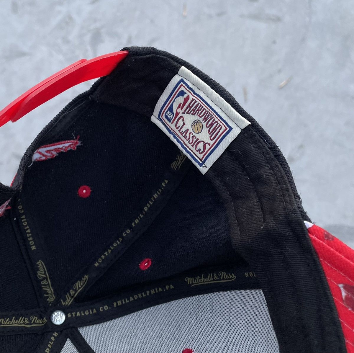 Mitchell & Ness × NBA Vintage Chicago Bulls Mitchell Ness NBA Hats Y2K cap Flowers Size ONE SIZE - 3 Thumbnail
