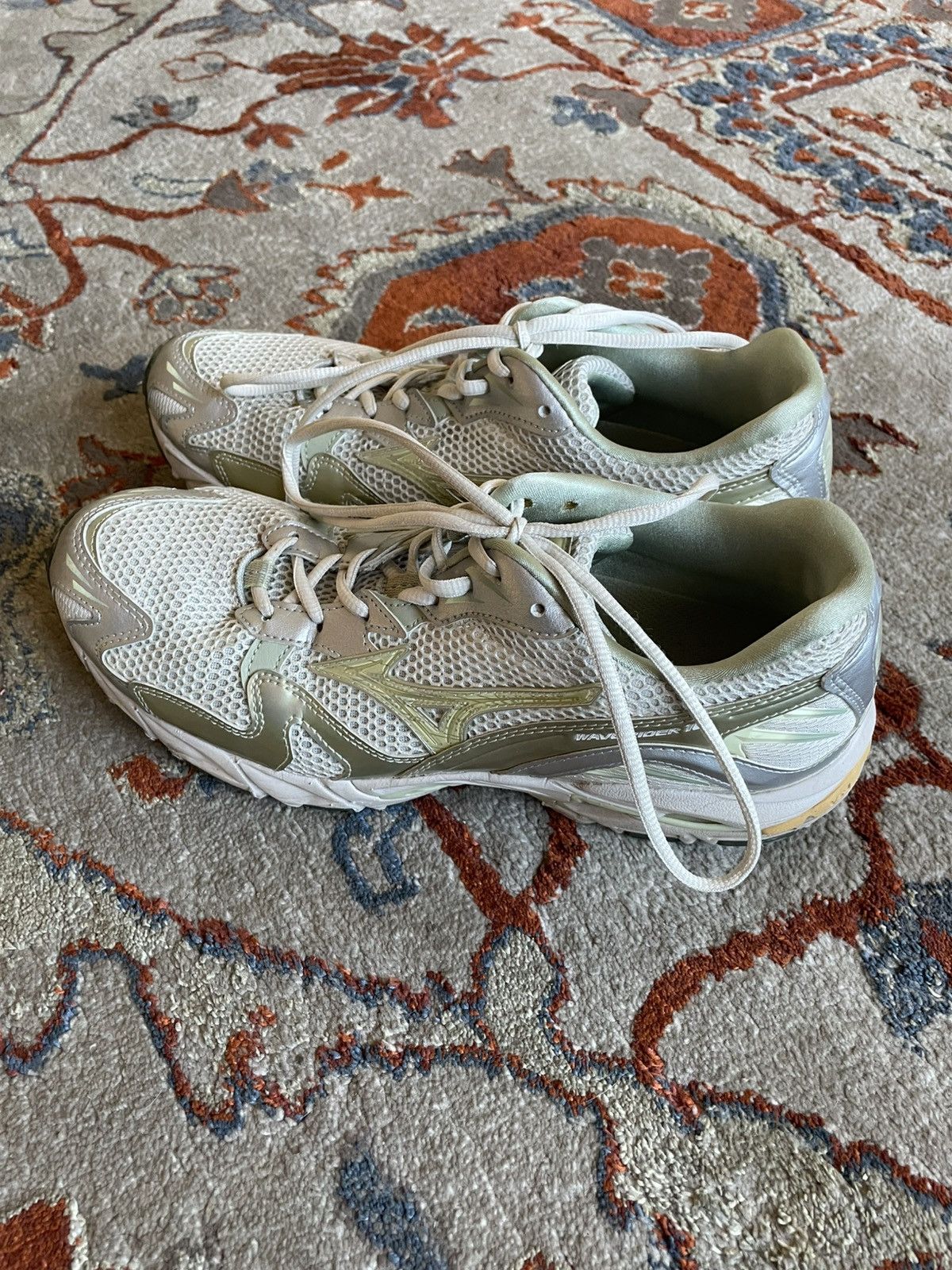 Mizuno Wave Rider