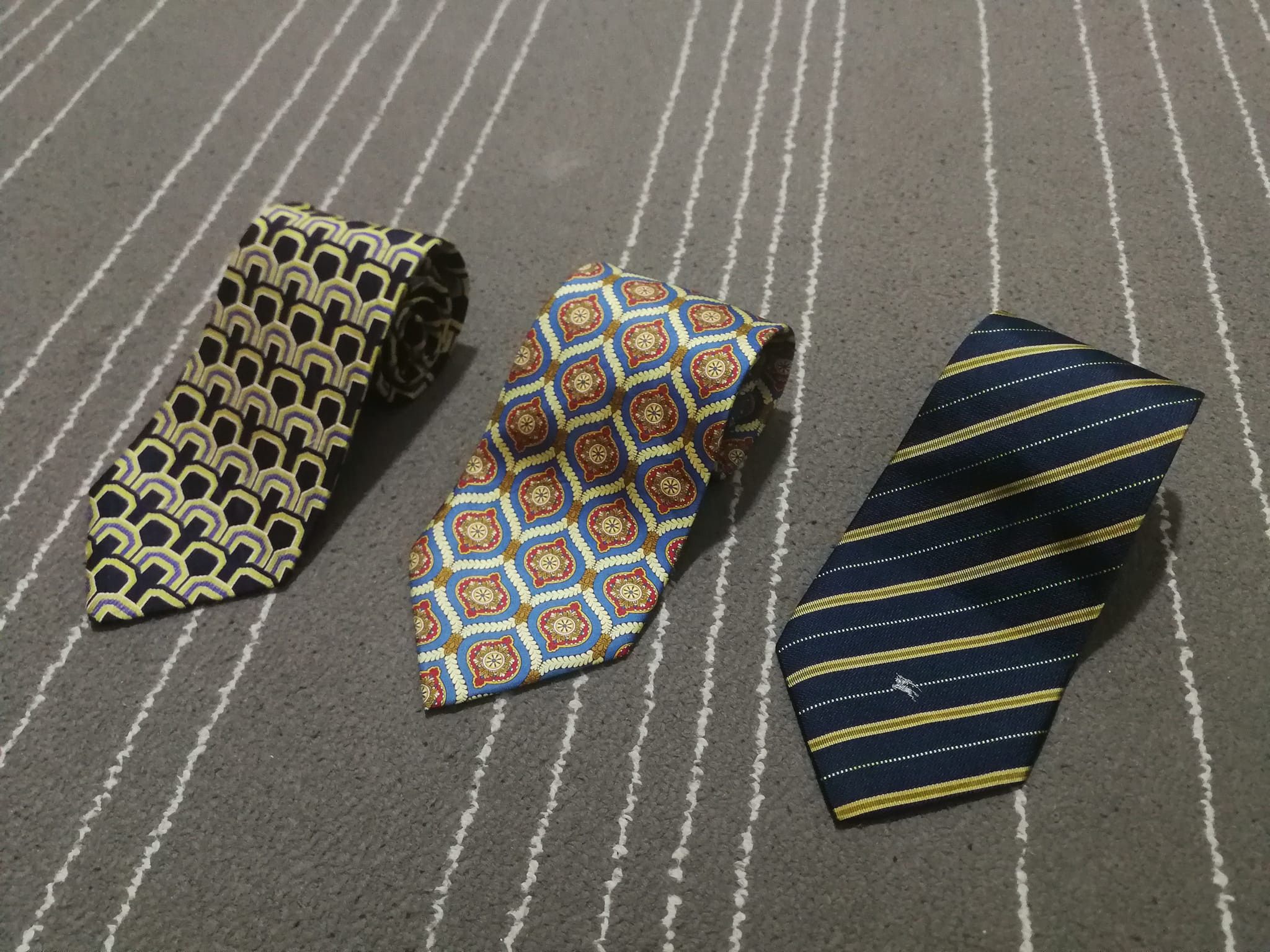 LUXURY FENDI FENDI Burberrys NECK tie