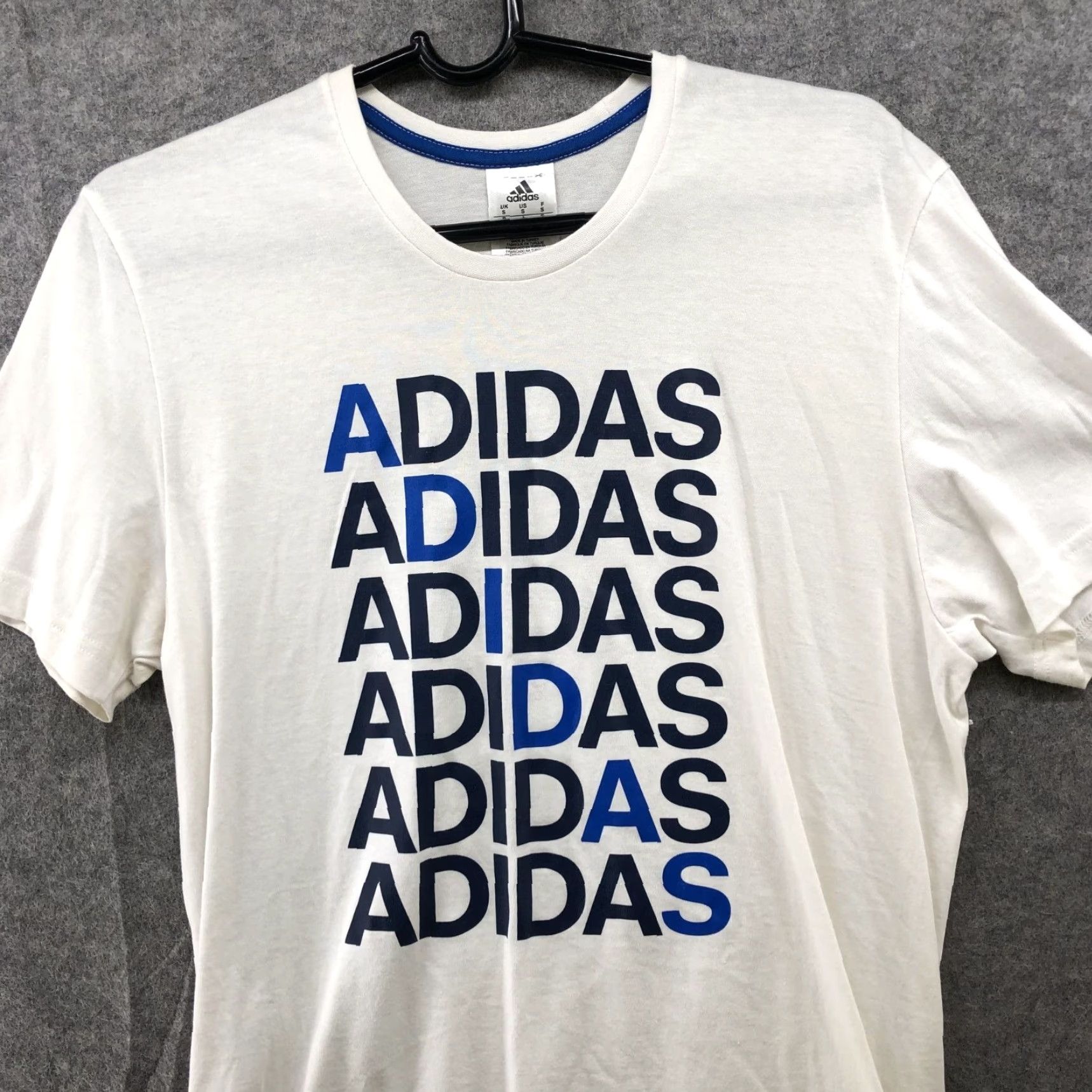 Adidas **Mens Adidas T-Shirt S White Graphic Print Crewneck** User: **White Mens Adidas T-Shirt S Graphic Print Crewneck** Size US S / EU 44-46 / 1 - 3 Thumbnail