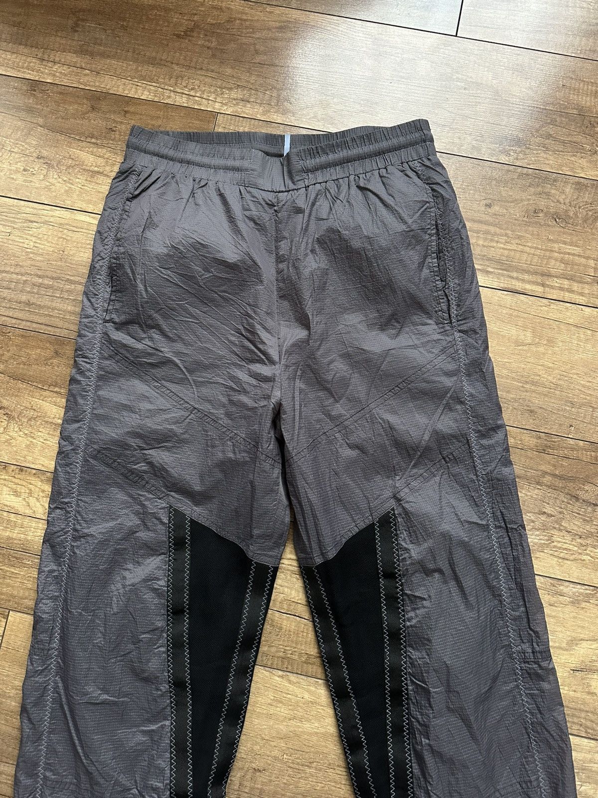 MCQ MCQ Alexander McQueen Track Nylon Parachute Pants Size US 34 / EU 50 - 7 Thumbnail
