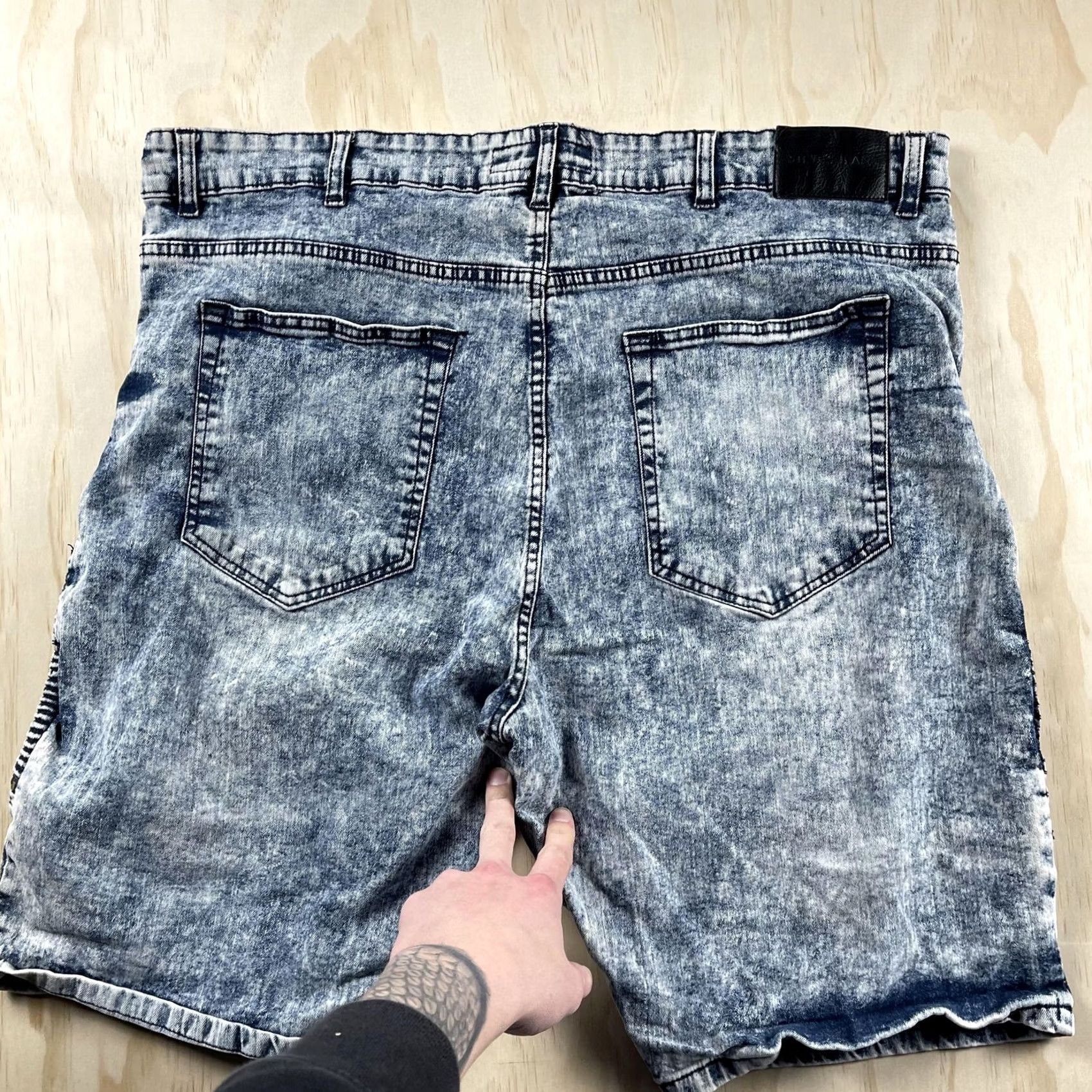 Vintage STEVE'S JEANS Biker Denim Shorts Mens 46 Blue Acid Wash Moto Zip Stretch Size US 30 / EU 46 - 2 Thumbnail