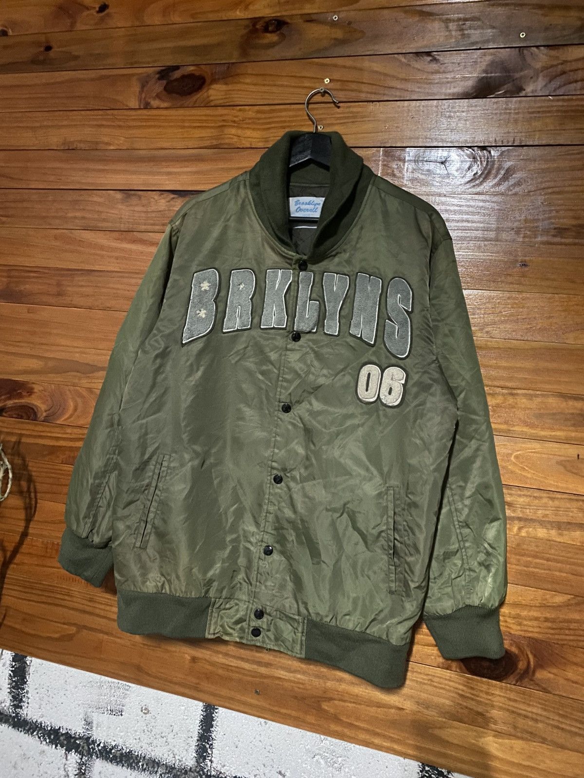 Vintage Vintage Brooklyn Overall BRKLYNS 06 Varsity Bomber Jacket Size US M / EU 48-50 / 2 - 4 Thumbnail