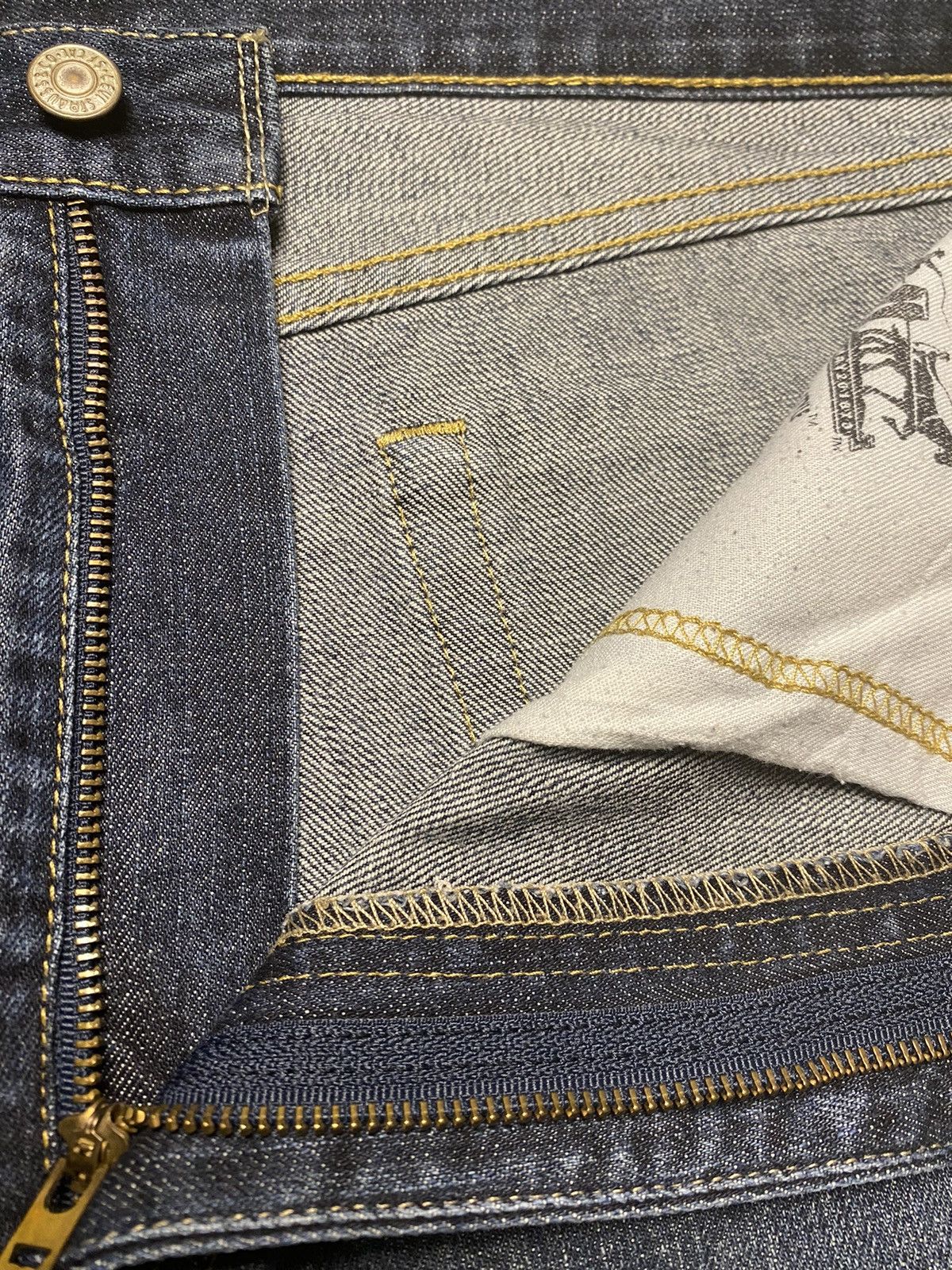 Levi's × Levi's Vintage Clothing × Vintage Levi’s 505 Size US 36 / EU 52 - 6 Thumbnail