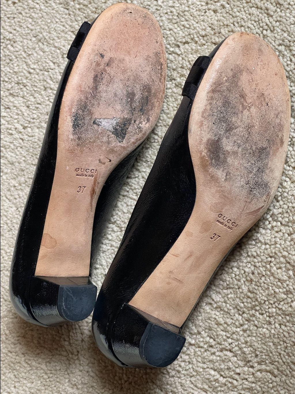 Gucci Gucci Black Patent Leather Block Heel Pumps G Gold Buckle 37 Size US 7 / IT 37 - 7 Thumbnail