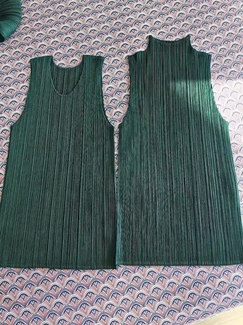 Issey Miyake Issey Miyake size:3 Colorful green high-neck sleeveless ve Size S / US 4 / IT 40 - 6 Thumbnail