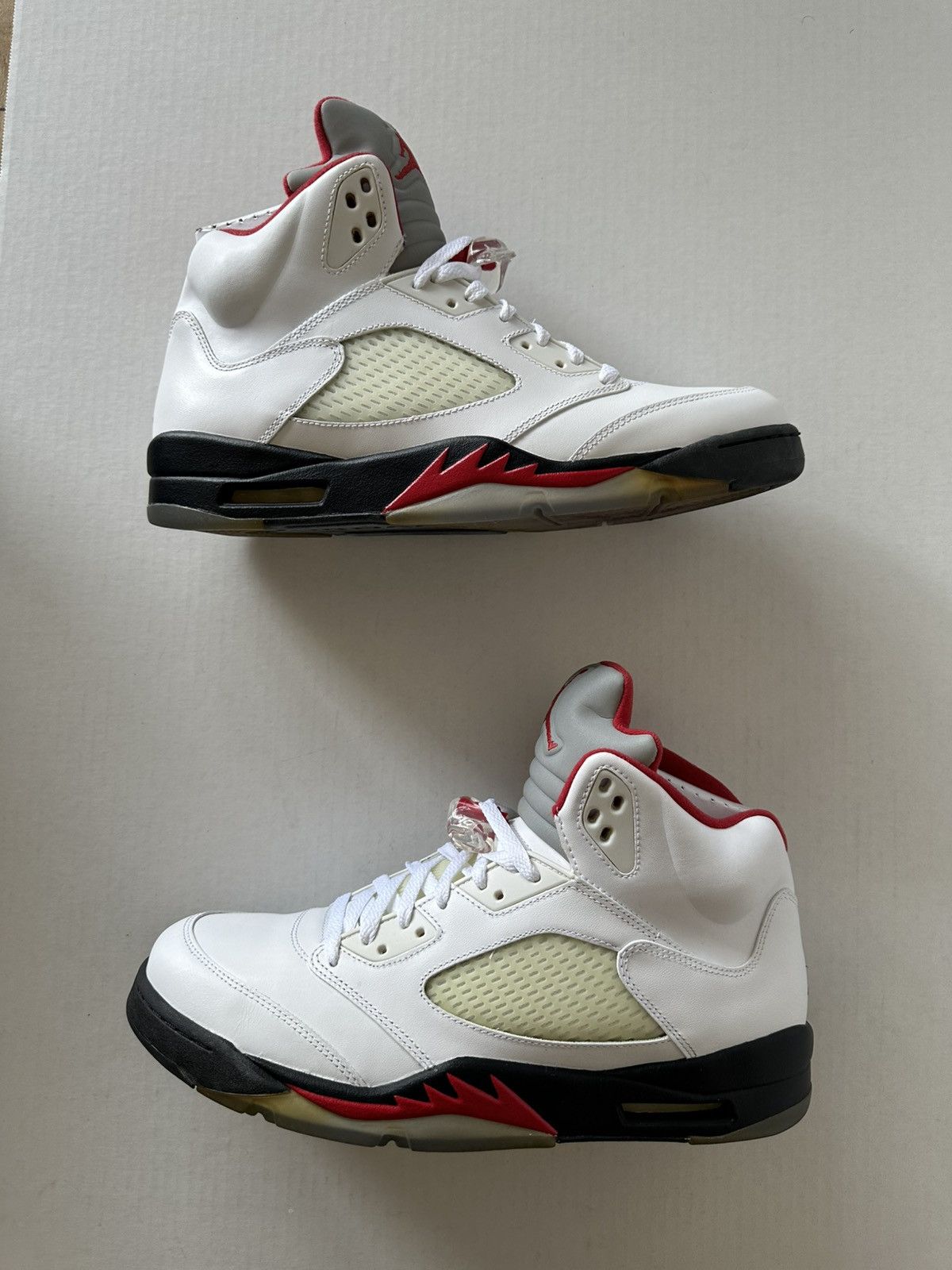 Jordan Brand Jordan 5 Fire Red 2013 Size US 13 / EU 46 - 2 Thumbnail