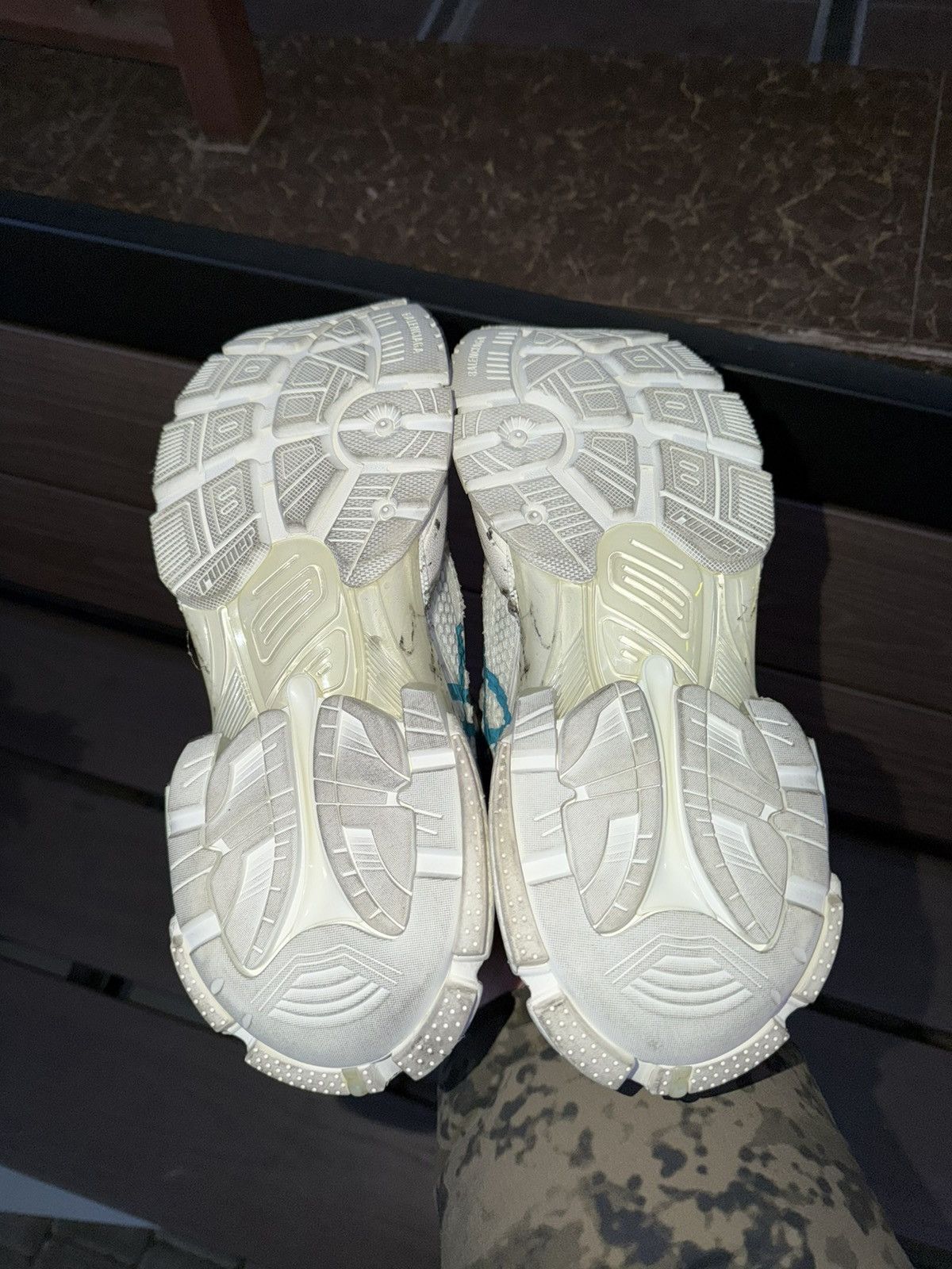 Balenciaga Balenciaga Runner White Blue Grafity Size US 9 / IT 39 - 5 Thumbnail