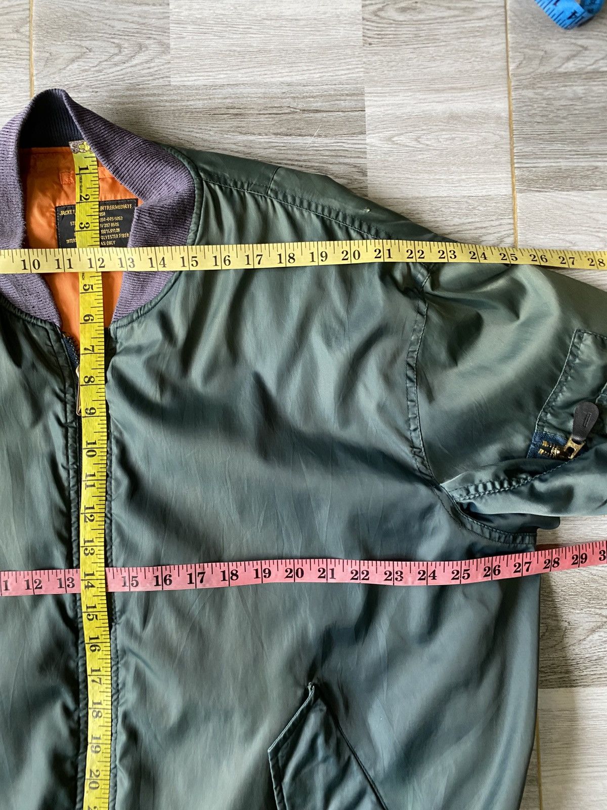 Vintage Vintage Military Bomber Jacket (Sun Faded) Size US XL / EU 56 / 4 - 15 Thumbnail