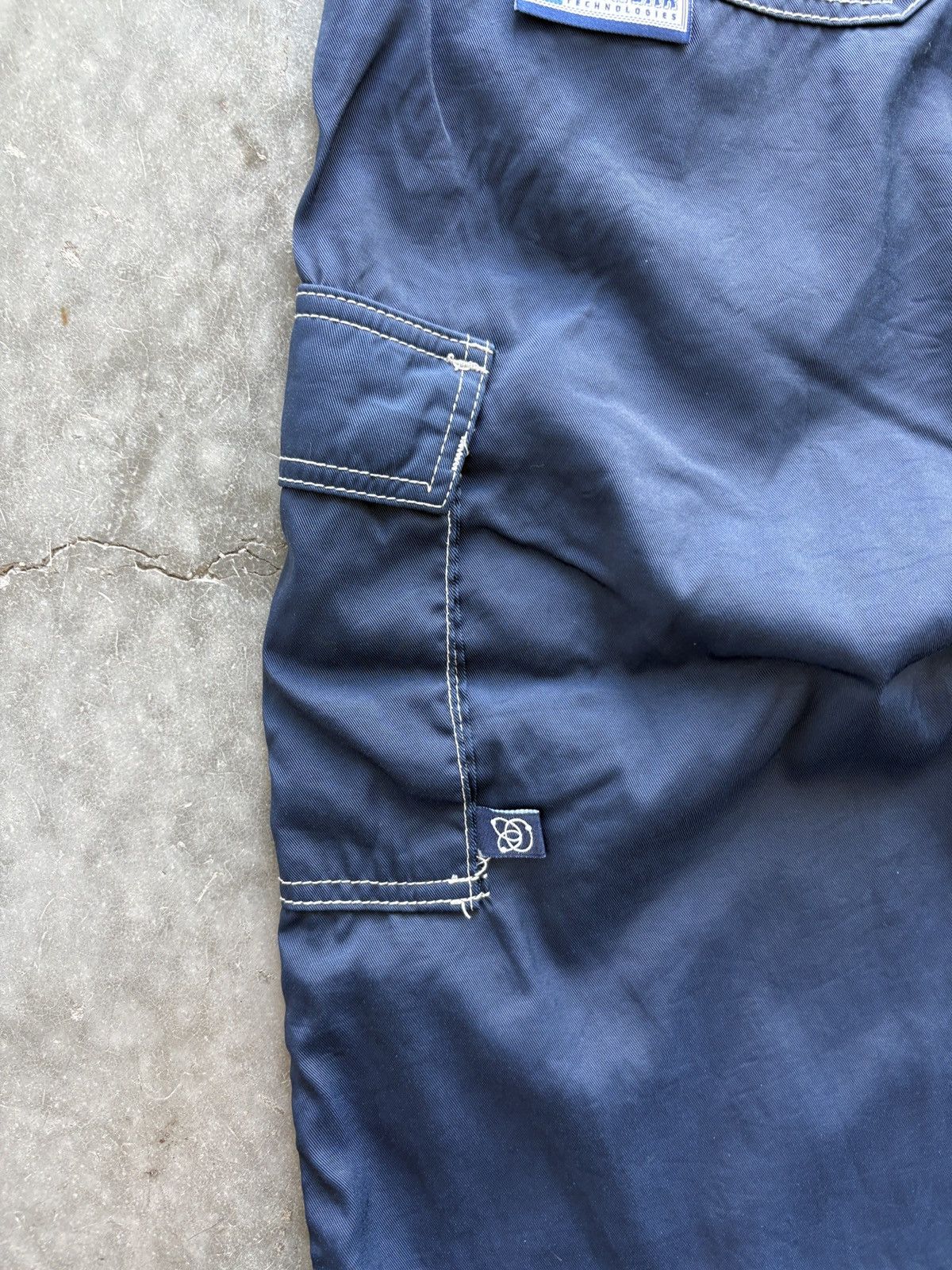 Vintage Vintage 90s Kikwear Baggy Cargo Pants Nylon Rave Adjustable Size US 34 / EU 50 - 4 Thumbnail