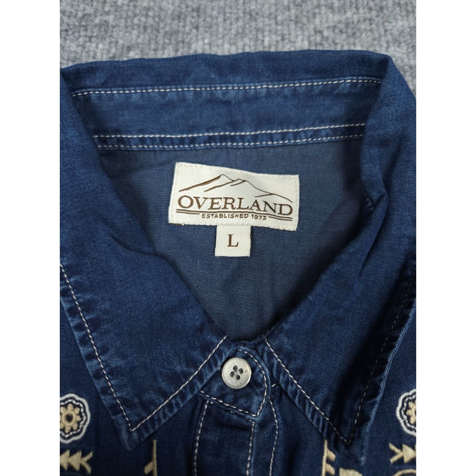 Denime Overland Chambray Denim Embroidered Shirt Women's Large Blue Button Up Western Shirt Size L / US 10 / IT 46 - 5 Thumbnail