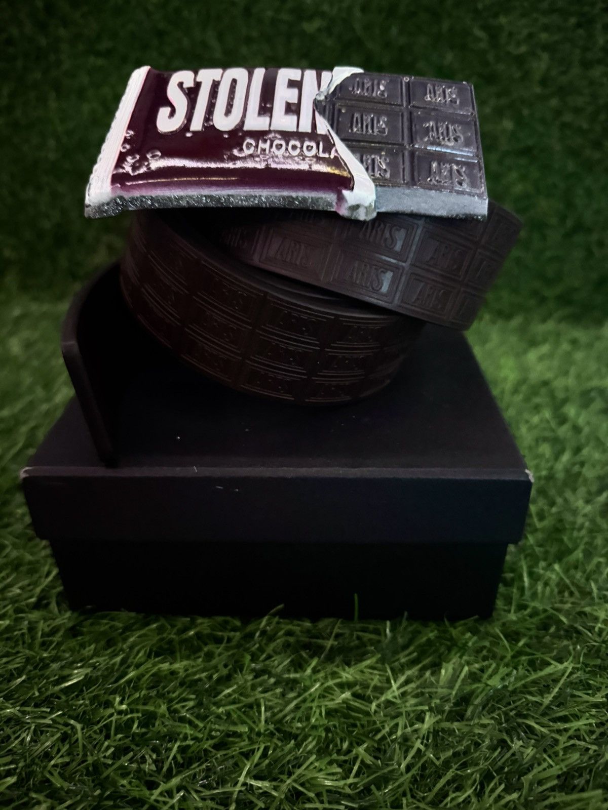Stolen Arts Choocolate bar belt