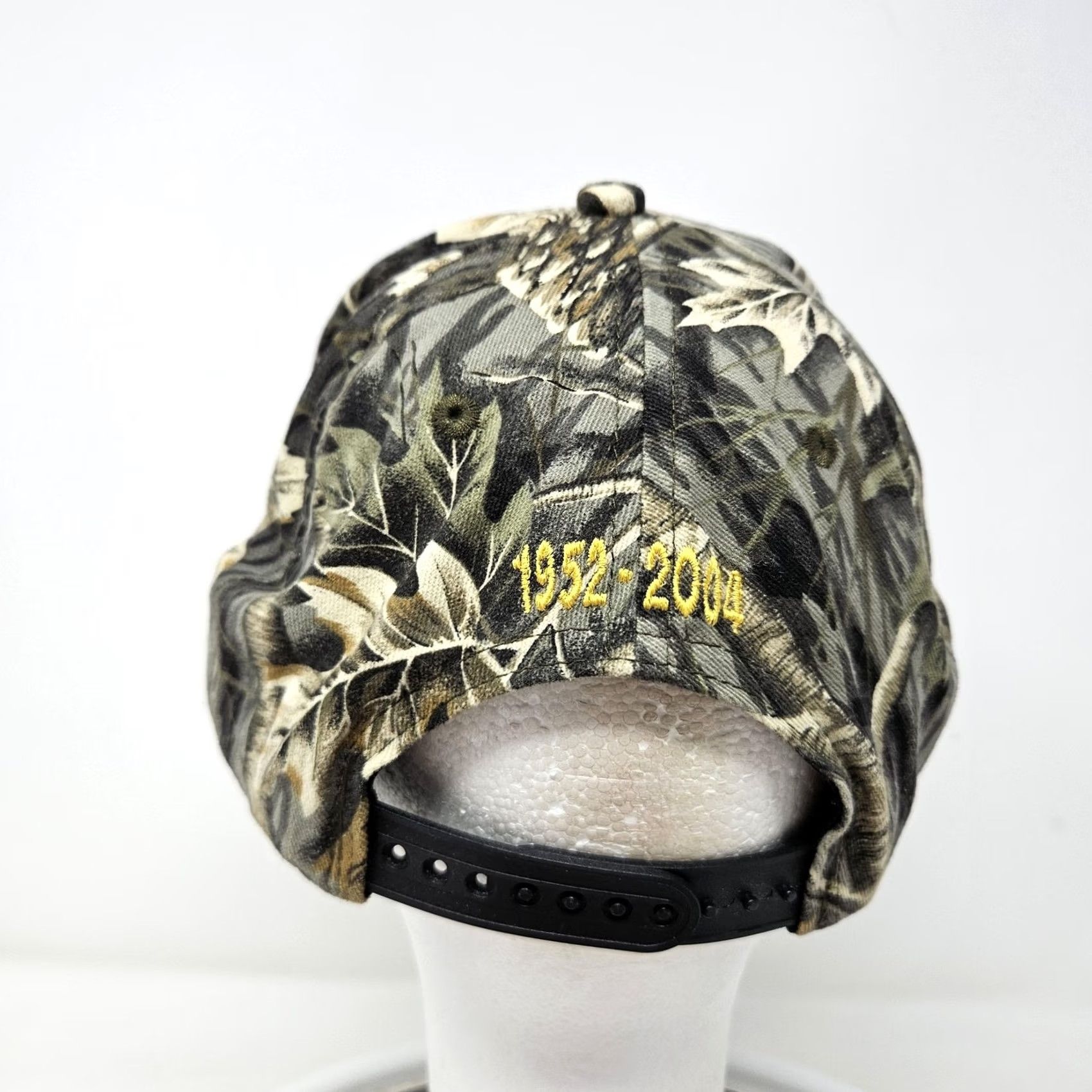 Vintage VINTAGE Joe Vincent Memorial Hat Cap Snap Back Camouflage Hunting Mens Cap Snapback Green One Size Camouflage Hunting Mens Daystone Size ONE SIZE - 4 Thumbnail