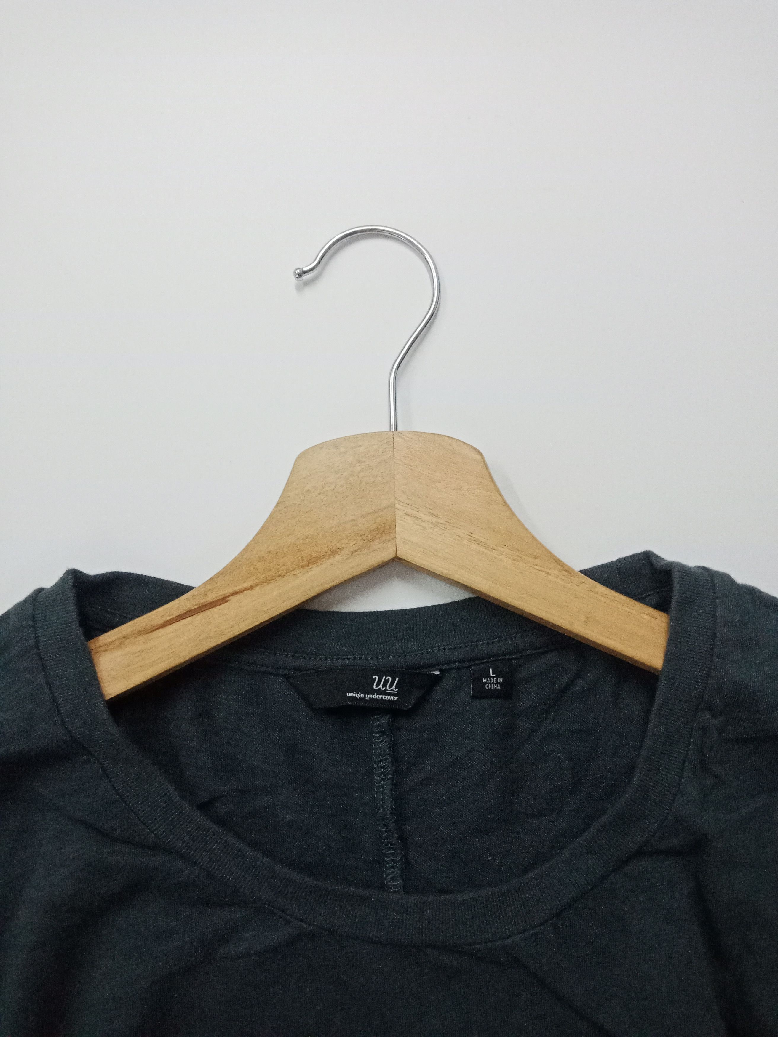 Undercover × Uniqlo Uniqlo X Undercover New Standard Family #C Size US L / EU 52-54 / 3 - 5 Thumbnail