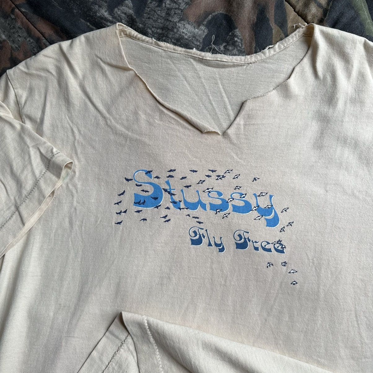 Stussy Rare Vintage 90s Stussy Chopped Fly Free Logo Skate Tee Size US XL / EU 56 / 4 - 1 Thumbnail