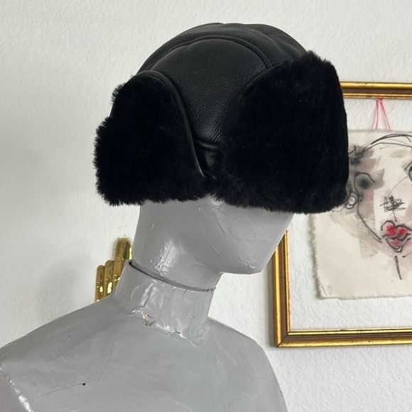Vintage Leather Sheepskin Lined Trapped Pilot Earmuff Flap Hat Size ONE SIZE - 5 Thumbnail