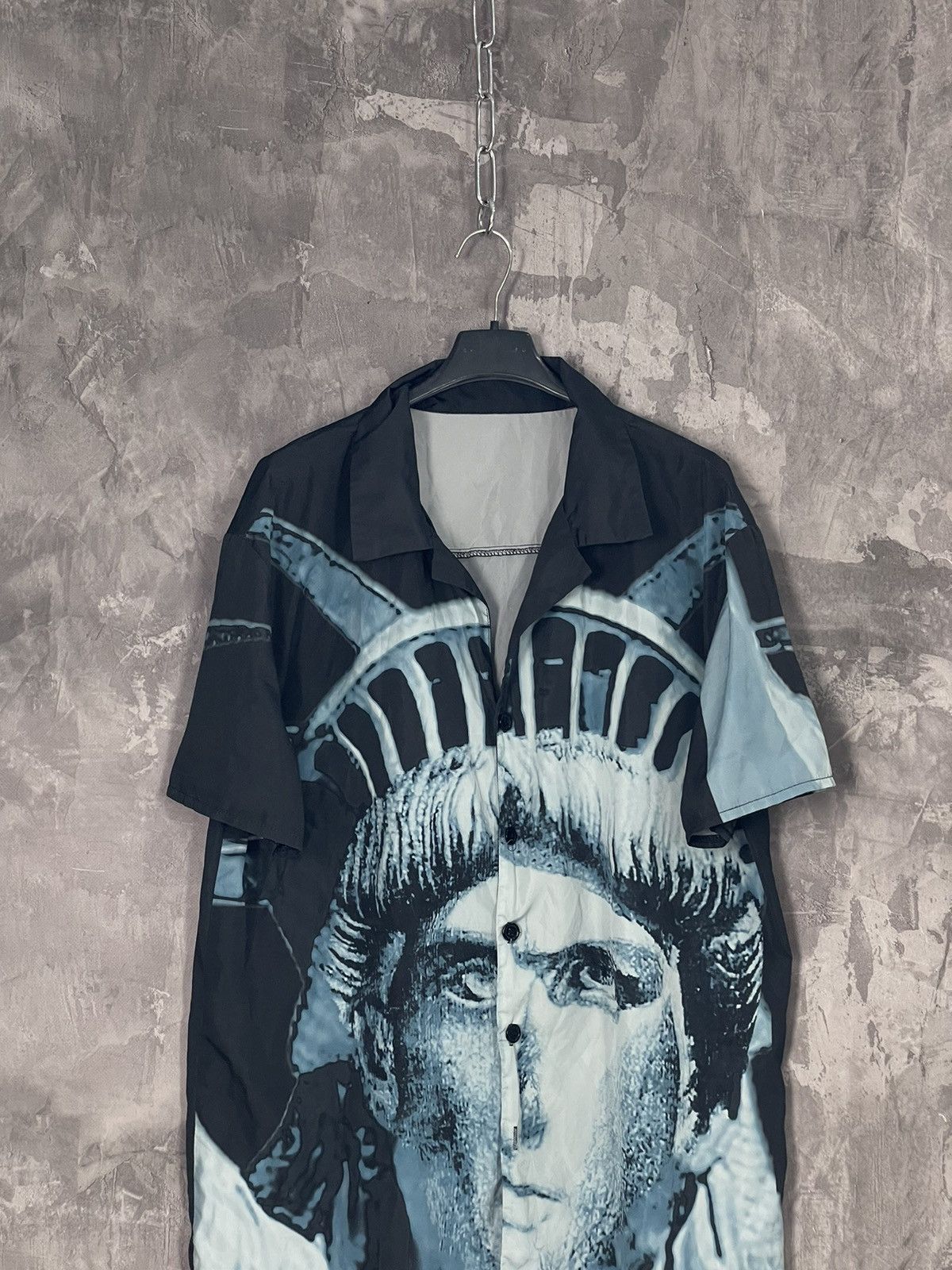 Japanese Brand × Vintage Avant Garde Graphic Statue Of Liberty Overlogo button Shirt Size US L / EU 52-54 / 3 - 2 Thumbnail