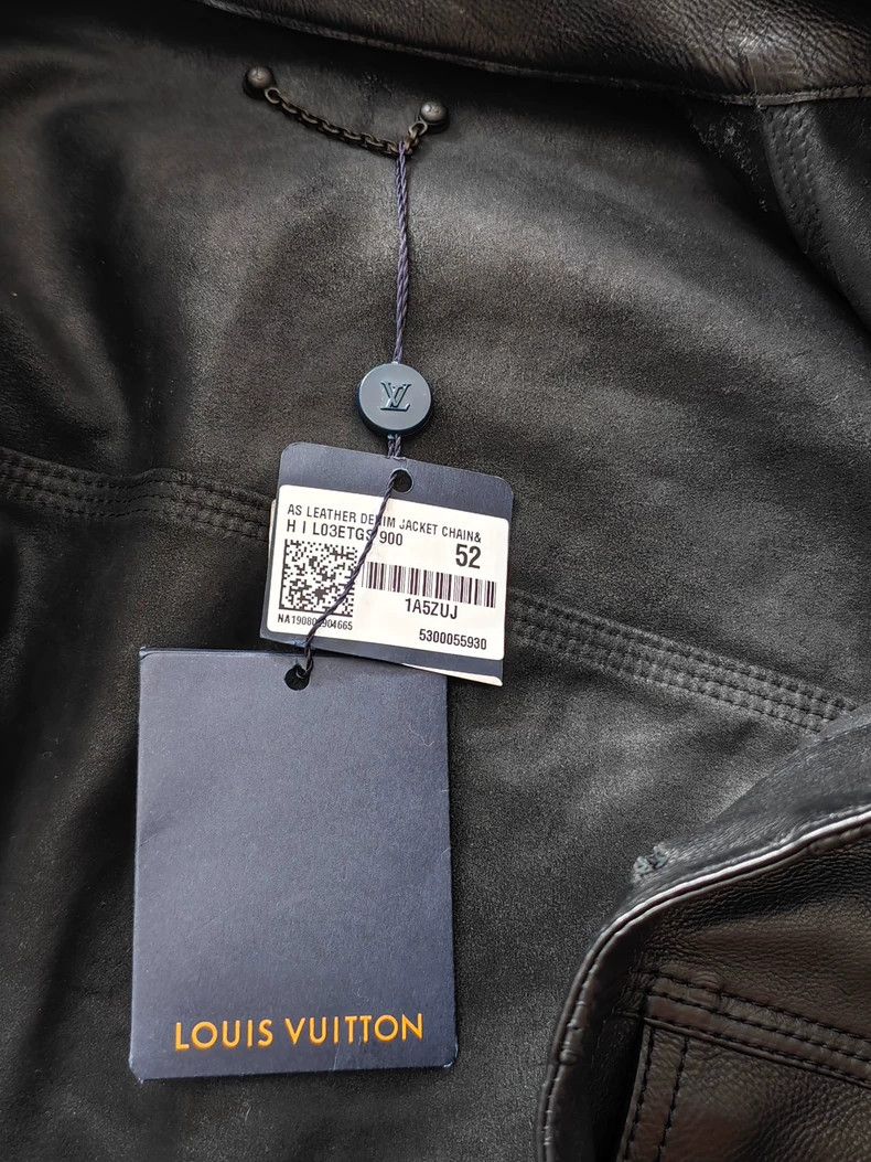 Louis Vuitton Louis Vuitton White chain black 3D pocket leather jacket 25 Size US L / EU 52-54 / 3 - 3 Thumbnail