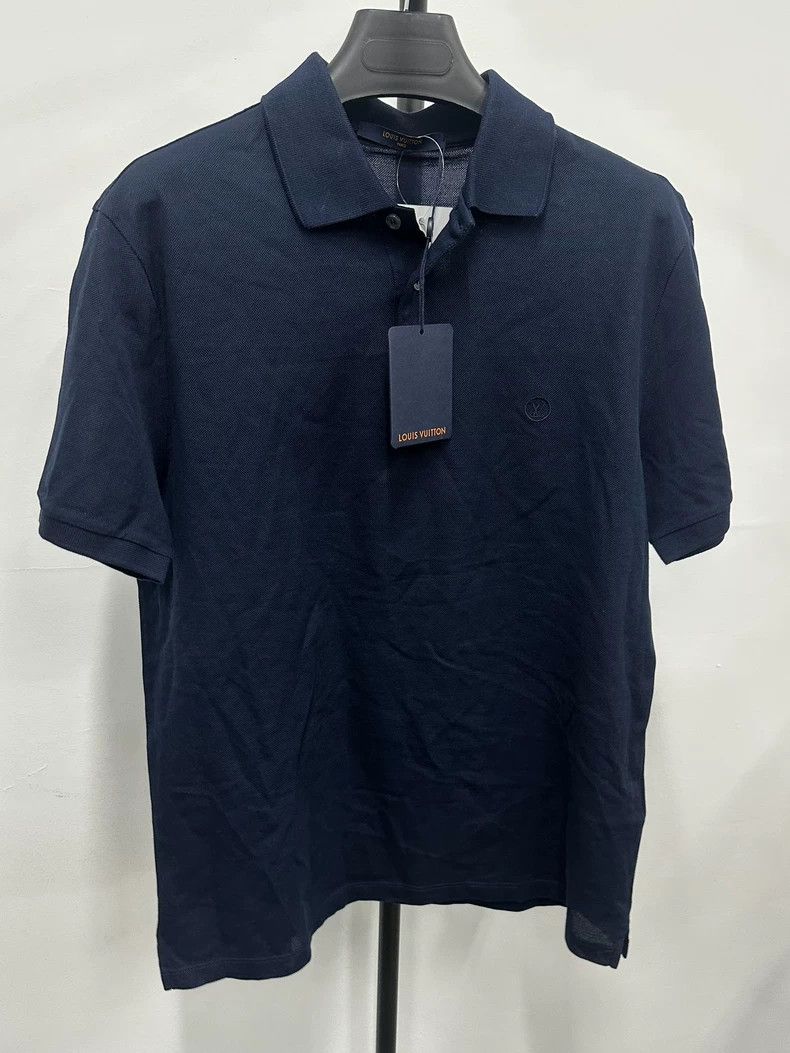 Louis Vuitton Louis Vuitton Solid Logo embroidered casual short-sleeved P Size US M / EU 48-50 / 2 - 1 Thumbnail
