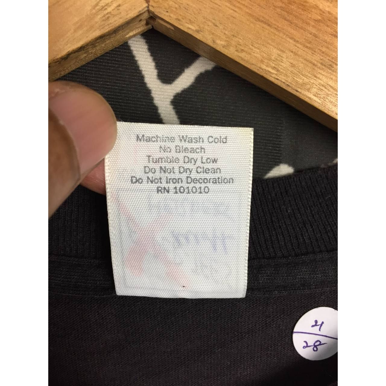 Vintage Vtg 90s Manhattan New York Graphic Art Single Stitch Tee Size US L / EU 52-54 / 3 - 14 Thumbnail