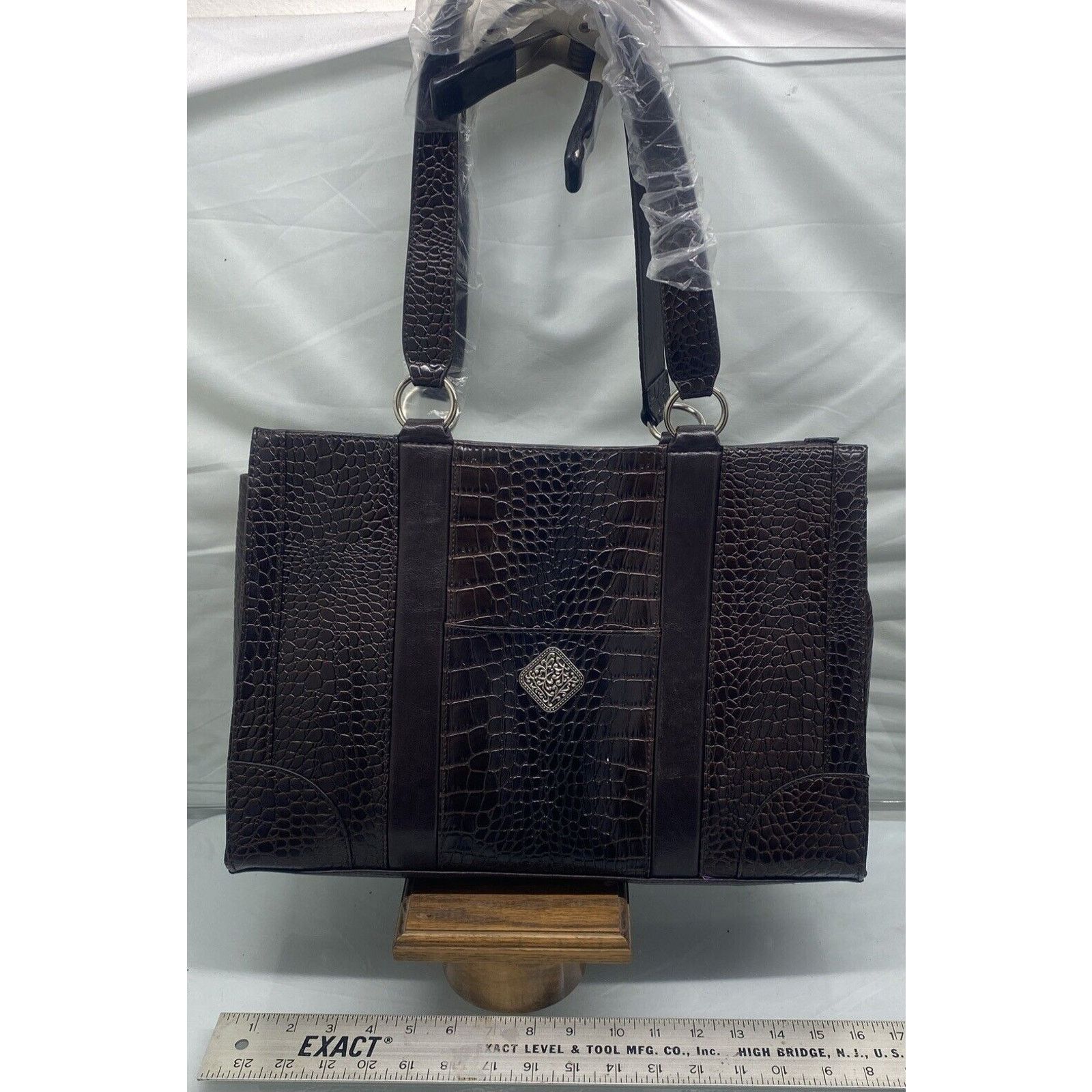 Coldwater Creek Coldwater Creek Faux Crocodile Leather Shoulder bag NEW Size ONE SIZE - 2 Thumbnail