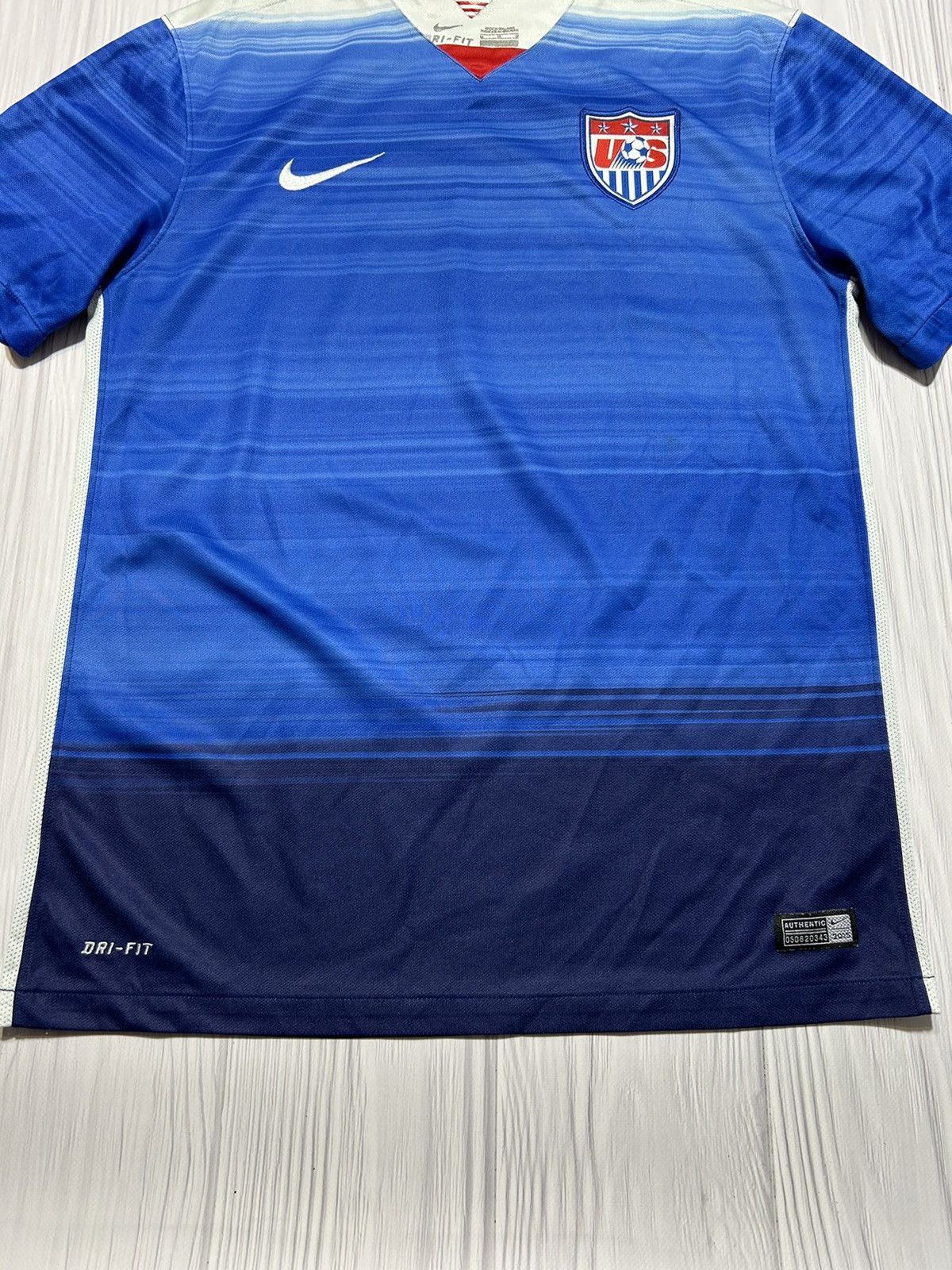 Nike 2015 Men's Nike USA Soccer National Away Team Jersey Size US M / EU 48-50 / 2 - 4 Thumbnail