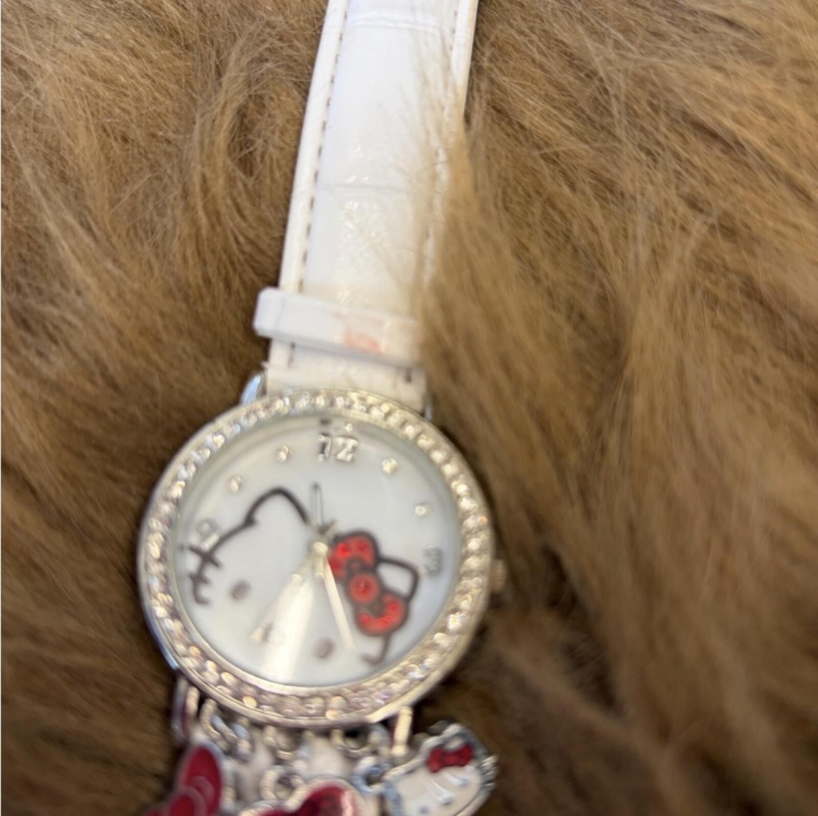 Other Sanrio White Watch with Hello Kitty Charms Size ONE SIZE - 2 Thumbnail