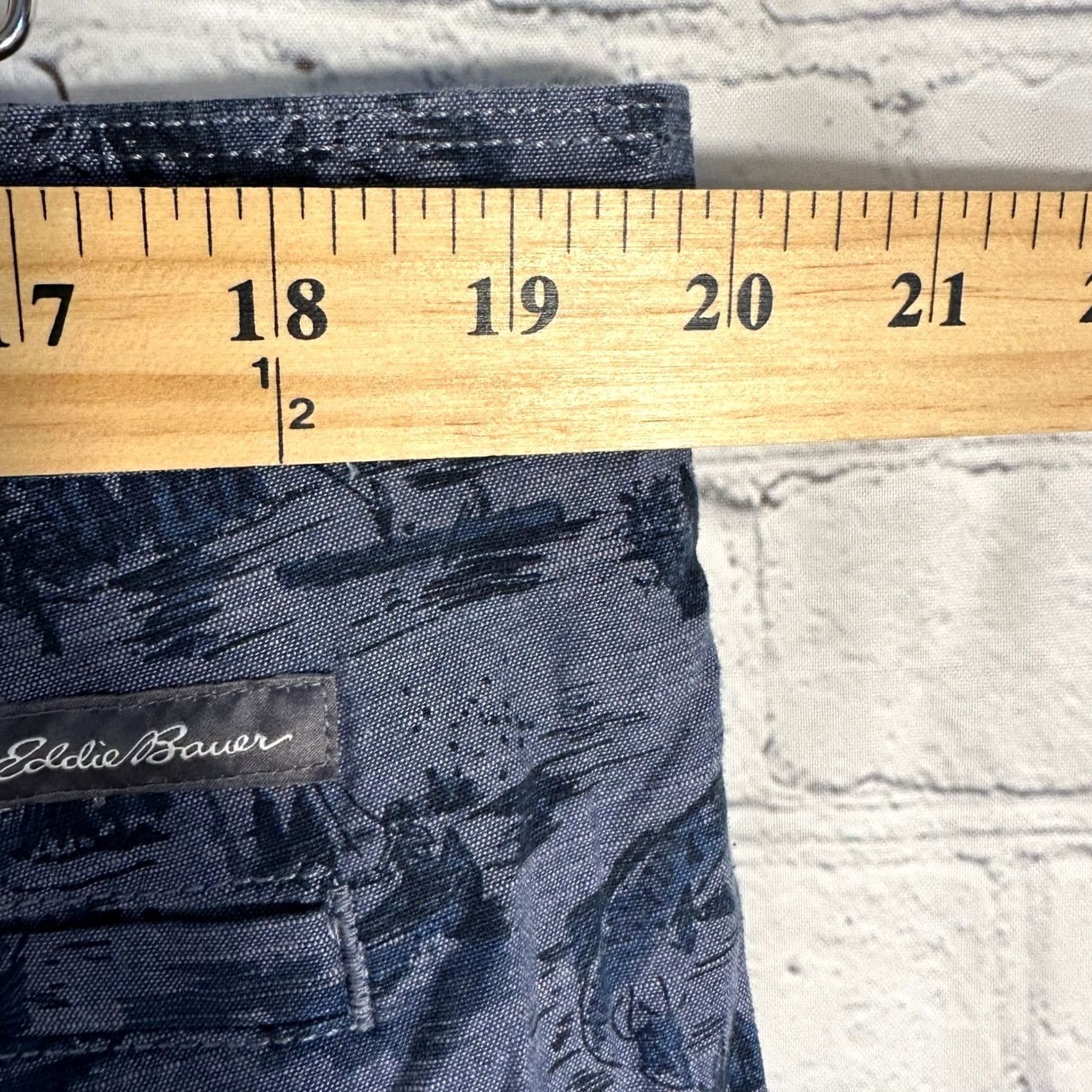 Eddie Bauer Eddie Bauer Mens Blue Fishing Scenic Print Cotton Shorts Size 38 Outdoors Fish Chino Casual Travel Mens Size US 38 / EU 54 - 5 Thumbnail