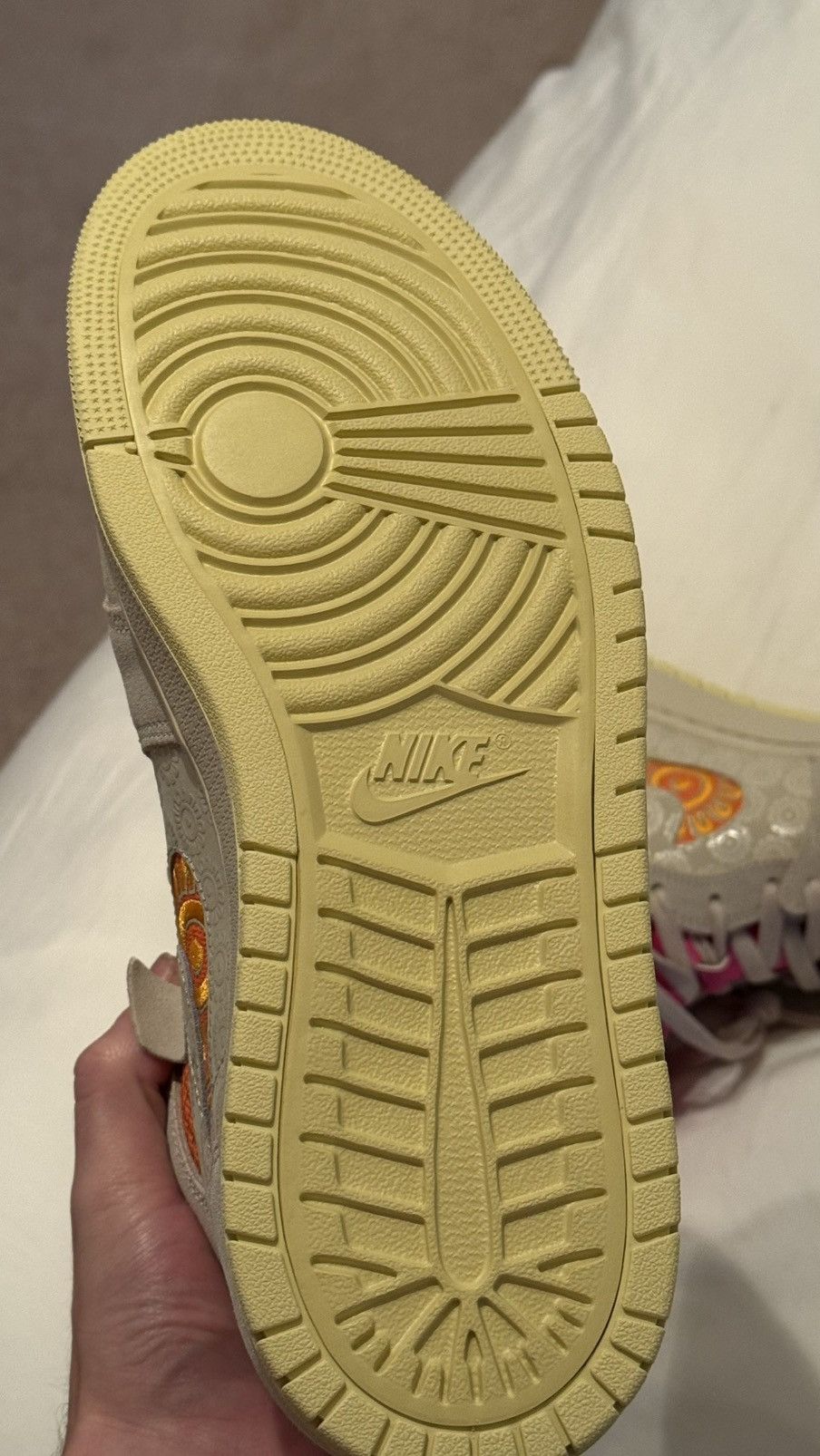 Nike Air Jordan 1 Zoom Comfort "Somos Familia" - Día de Muertos Size US 10 / EU 43 - 3 Thumbnail