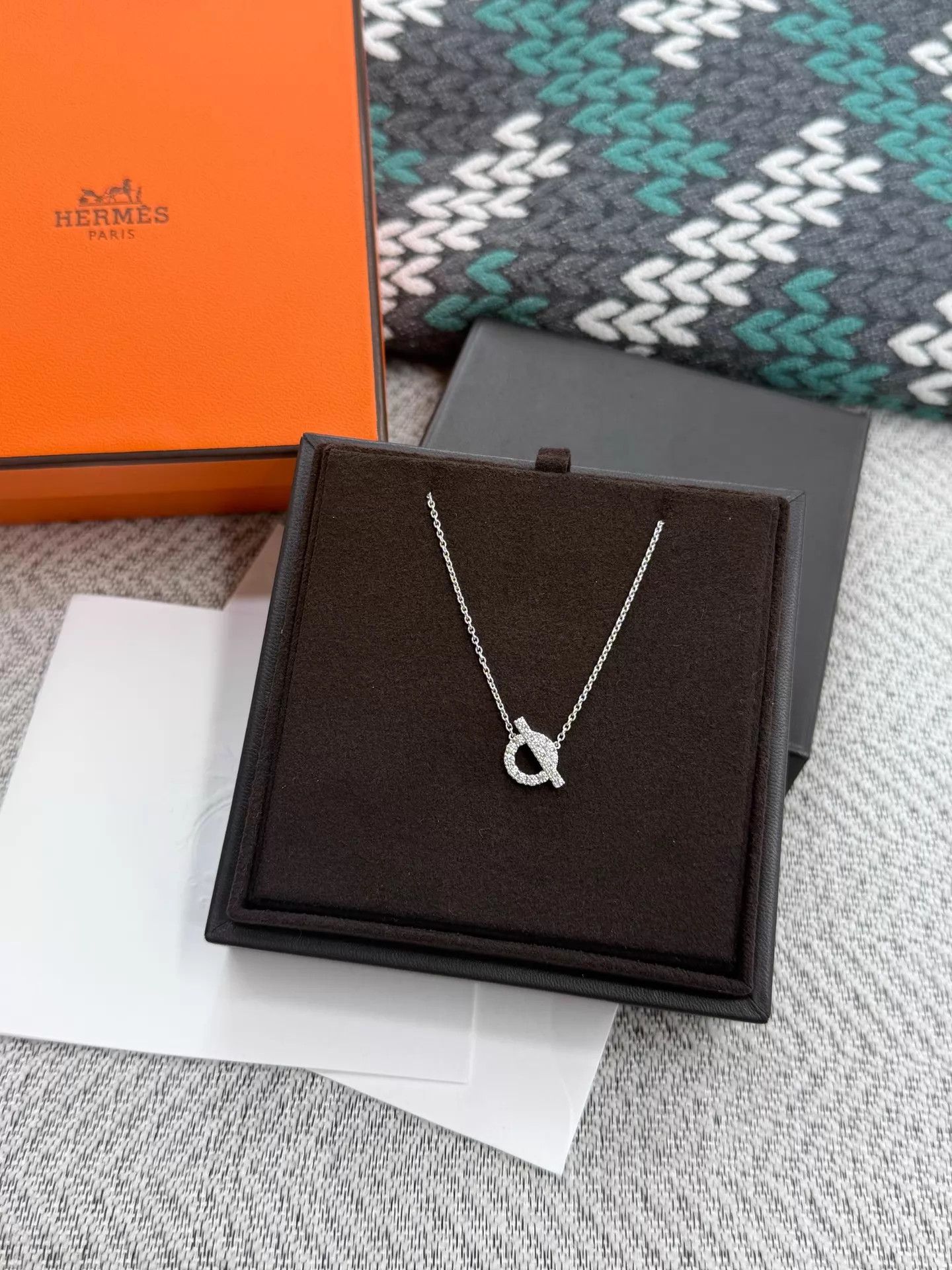 Hermes Hermes 18k White Gold Diamond Finesse Q Necklace 24 Size ONE SIZE - 1 Thumbnail