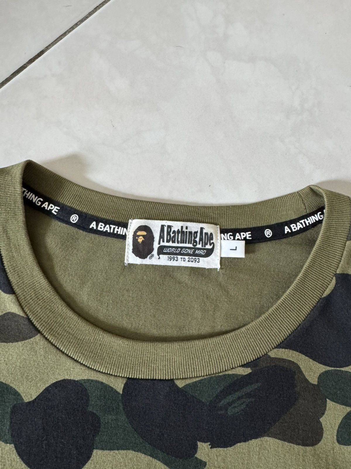 Bape 1st Camo Tiger Tee Size US L / EU 52-54 / 3 - 7 Thumbnail
