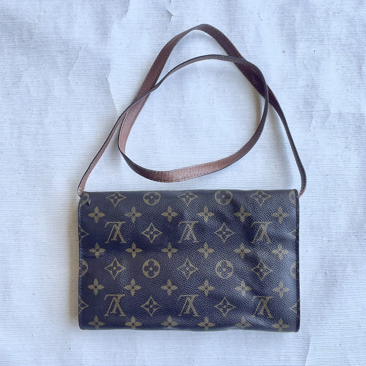 Louis Vuitton Louis Vuitton Monogram Canvas Pochette Crossbody Bag Size ONE SIZE - 8 Thumbnail
