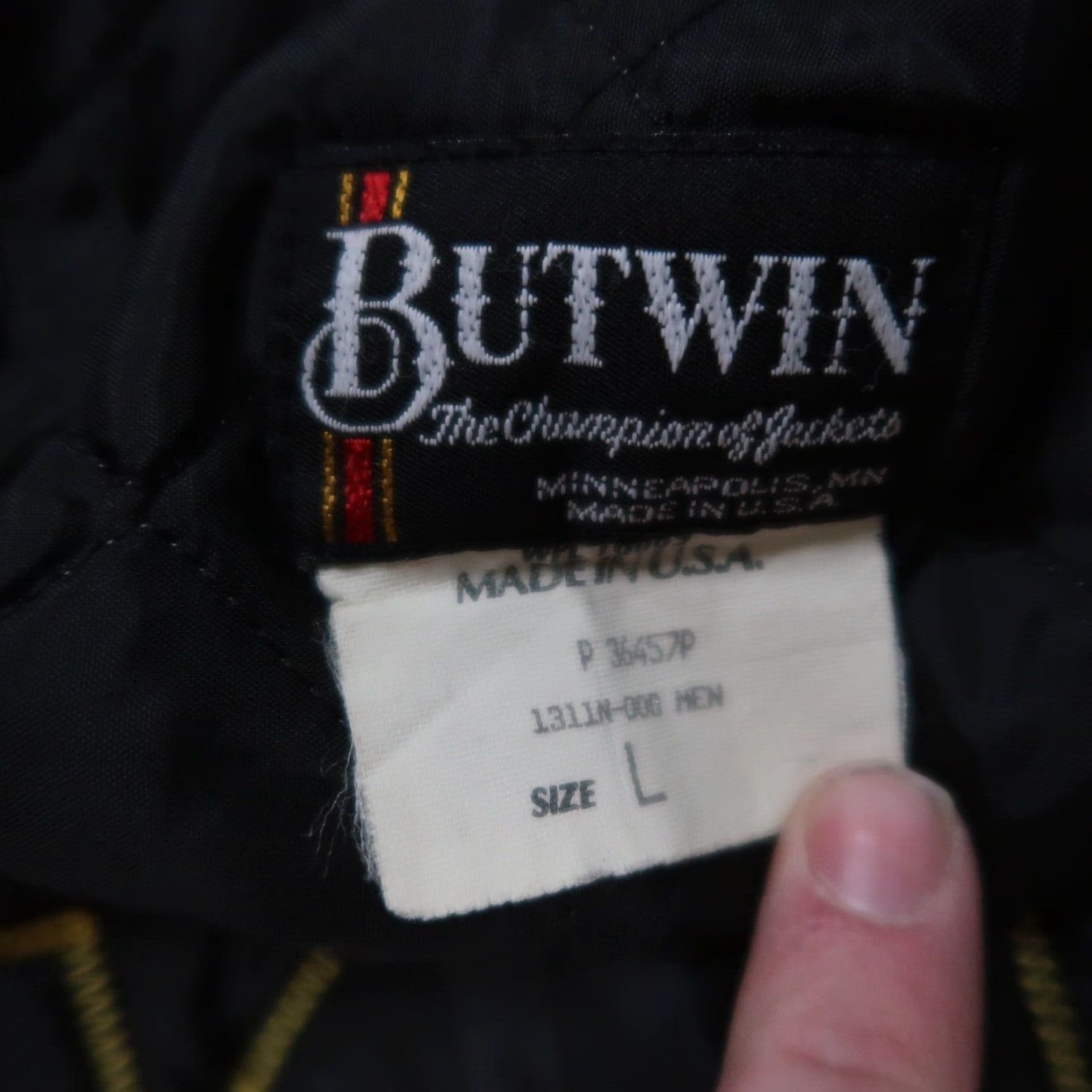 Vintage VINTAGE Butwin Jacket Mens Large Black Nylon Bomber Jacket Snap Button Zipper 80s 90s American Sports, Short Size US L / EU 52-54 / 3 - 5 Thumbnail