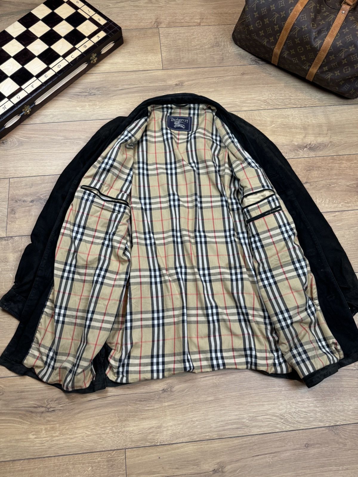 Burberry Vintage leather jacket Burberry original luxury casual item Size US XL / EU 56 / 4 - 2 Thumbnail