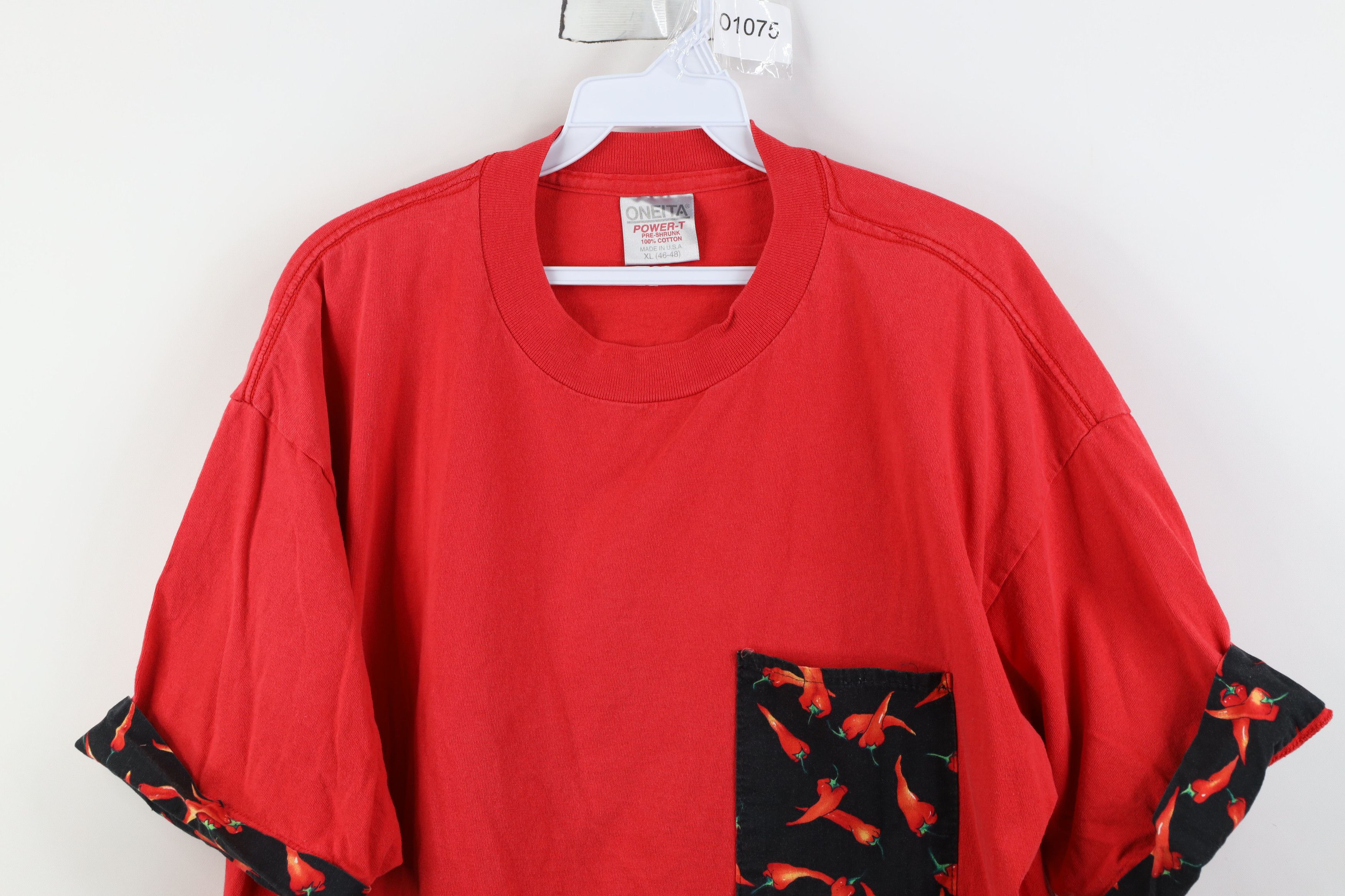 Vintage Vintage 90s Streetwear Hot Chili Peppers Pocket T-Shirt USA Size US XL / EU 56 / 4 - 2 Thumbnail