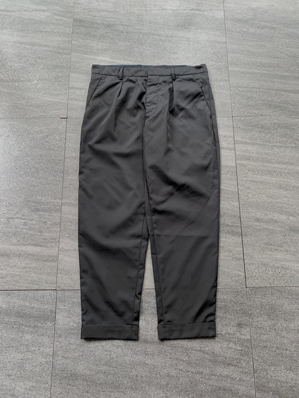 Prada FREE TAX! Garbardine Nylon Cropped Trousers Size US 32 / EU 48 - 1 Thumbnail