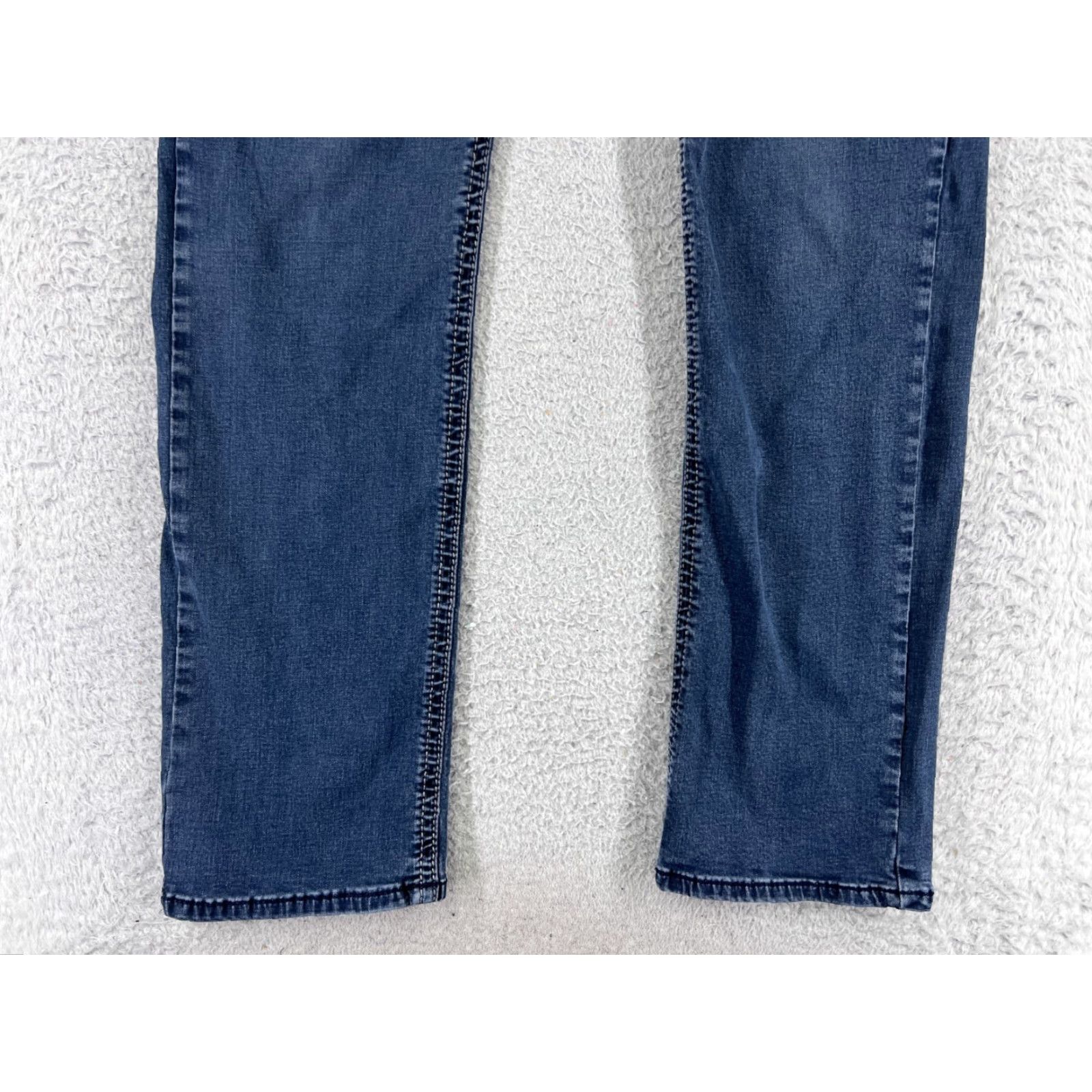 Dillard's Dillards Jeans Womens Denim Straight Leg Blue 25x30 5-Pocket Embroidered Zip Medium Wash Cotton Polyester Men? Size 42" / US 20 - 2 Thumbnail