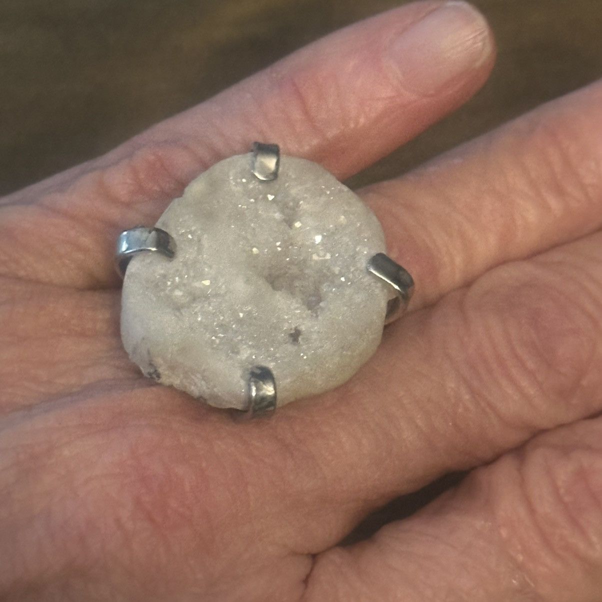 Vintage Vintage white druzy geode quartz statement ring Size ONE SIZE - 4 Thumbnail