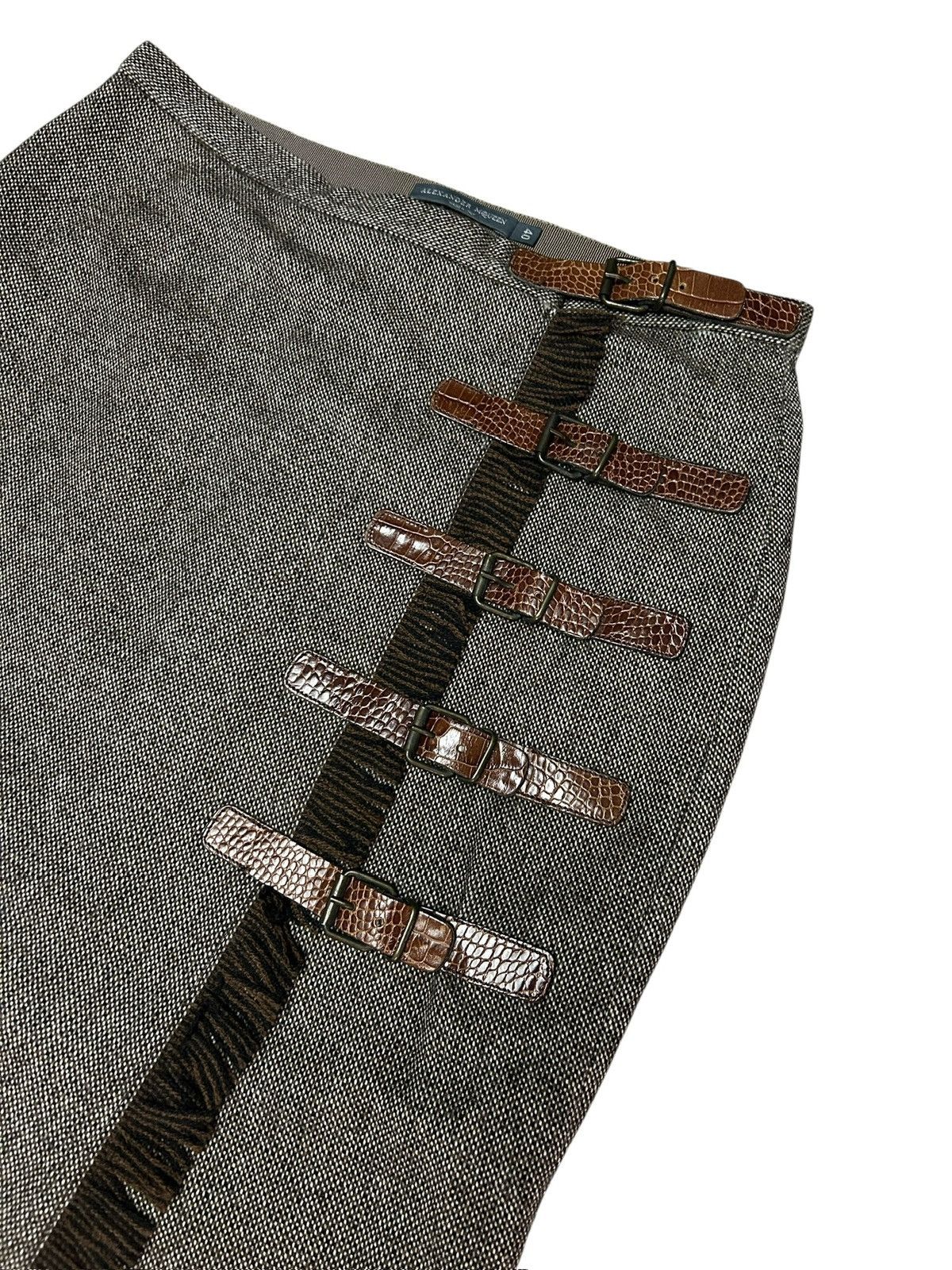 Alexander McQueen F/W 05 Belted Skirt Size 27" / US 4 / IT 40 - 2 Thumbnail