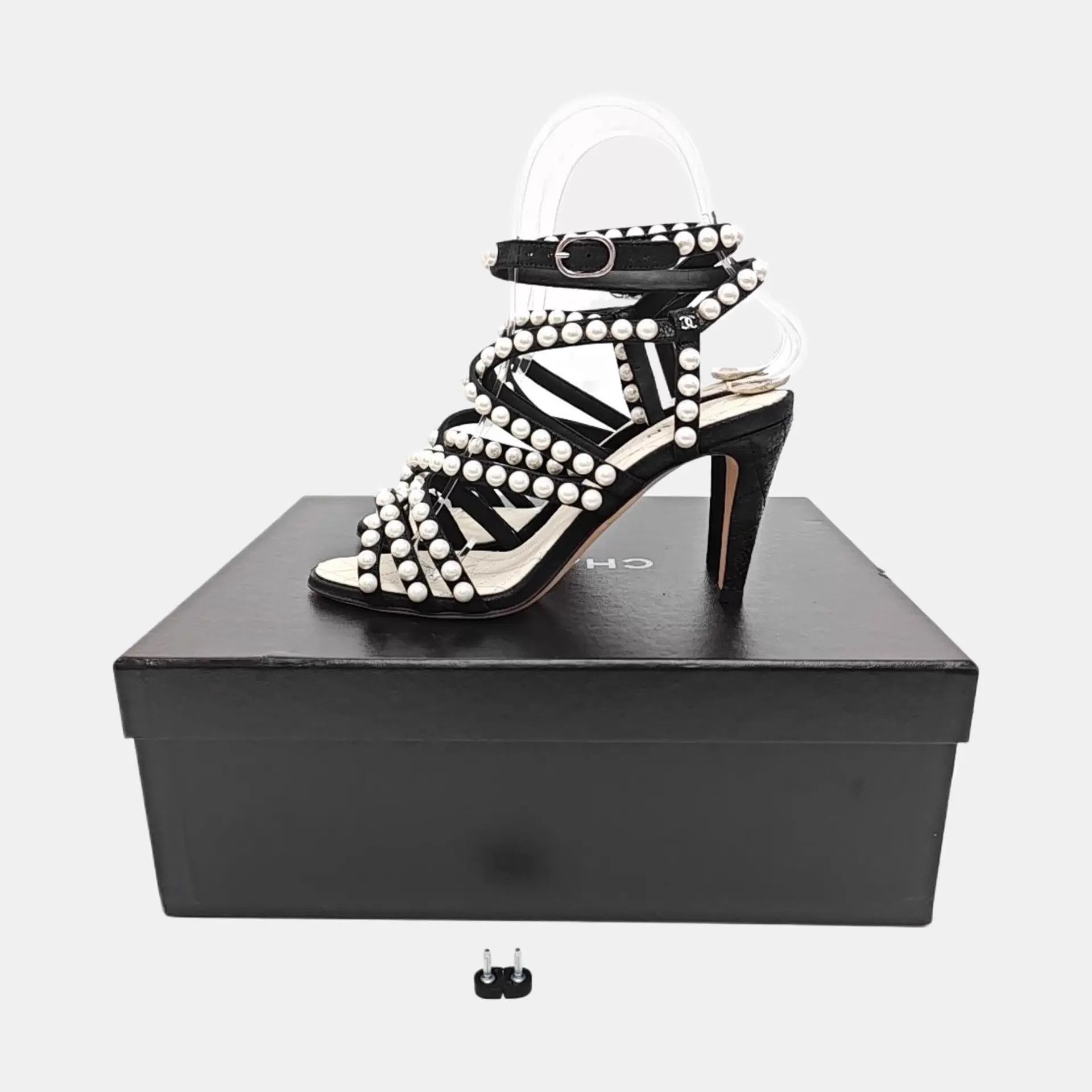 Chanel Chanel Pump Heels 35 Size US 4.5 / IT 34.5 - 5 Thumbnail