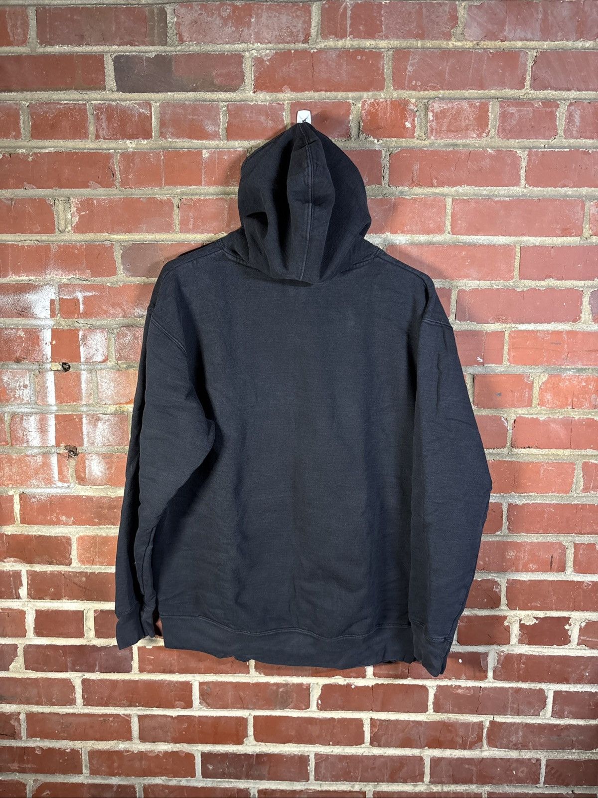 AC/DC Vintage Y2k AC/DC Hoodie Black 2005 Back In Black Sz M Size US M / EU 48-50 / 2 - 6 Thumbnail