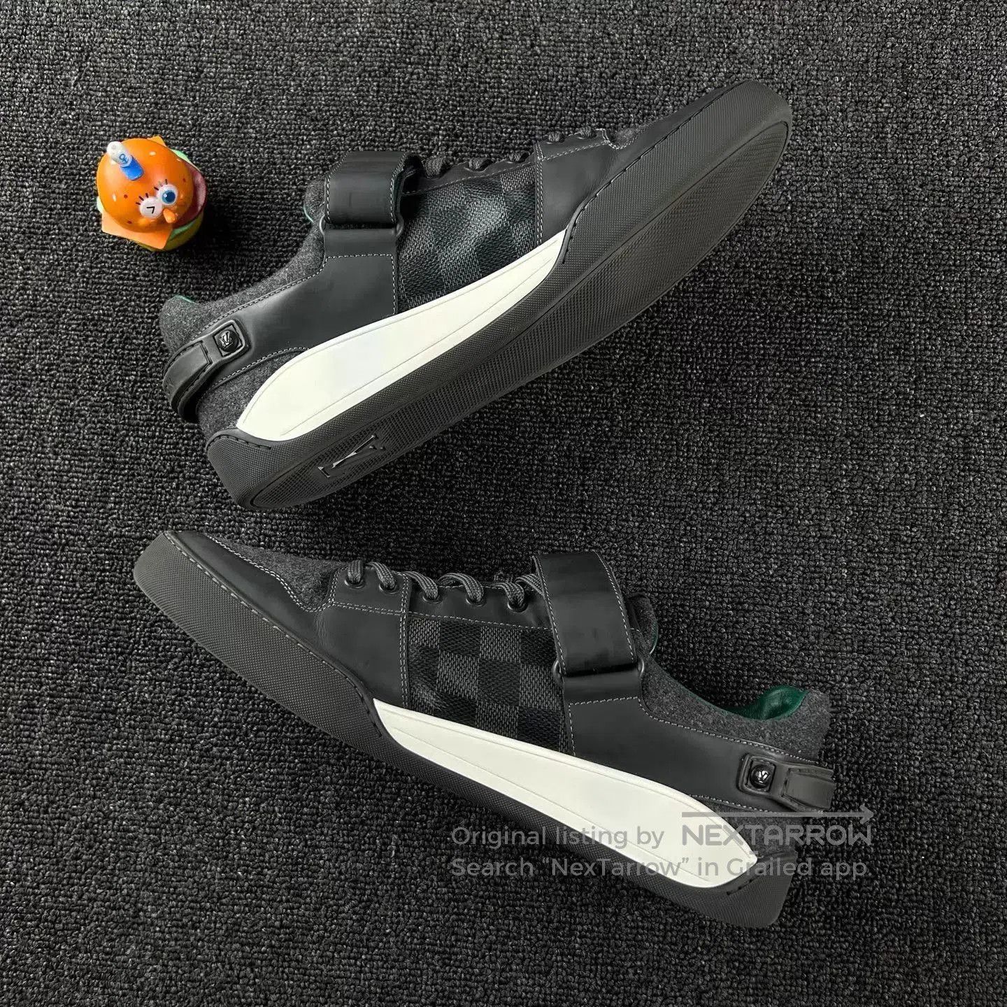 Louis Vuitton Black Low. Size US 10 / EU 43 - 3 Thumbnail