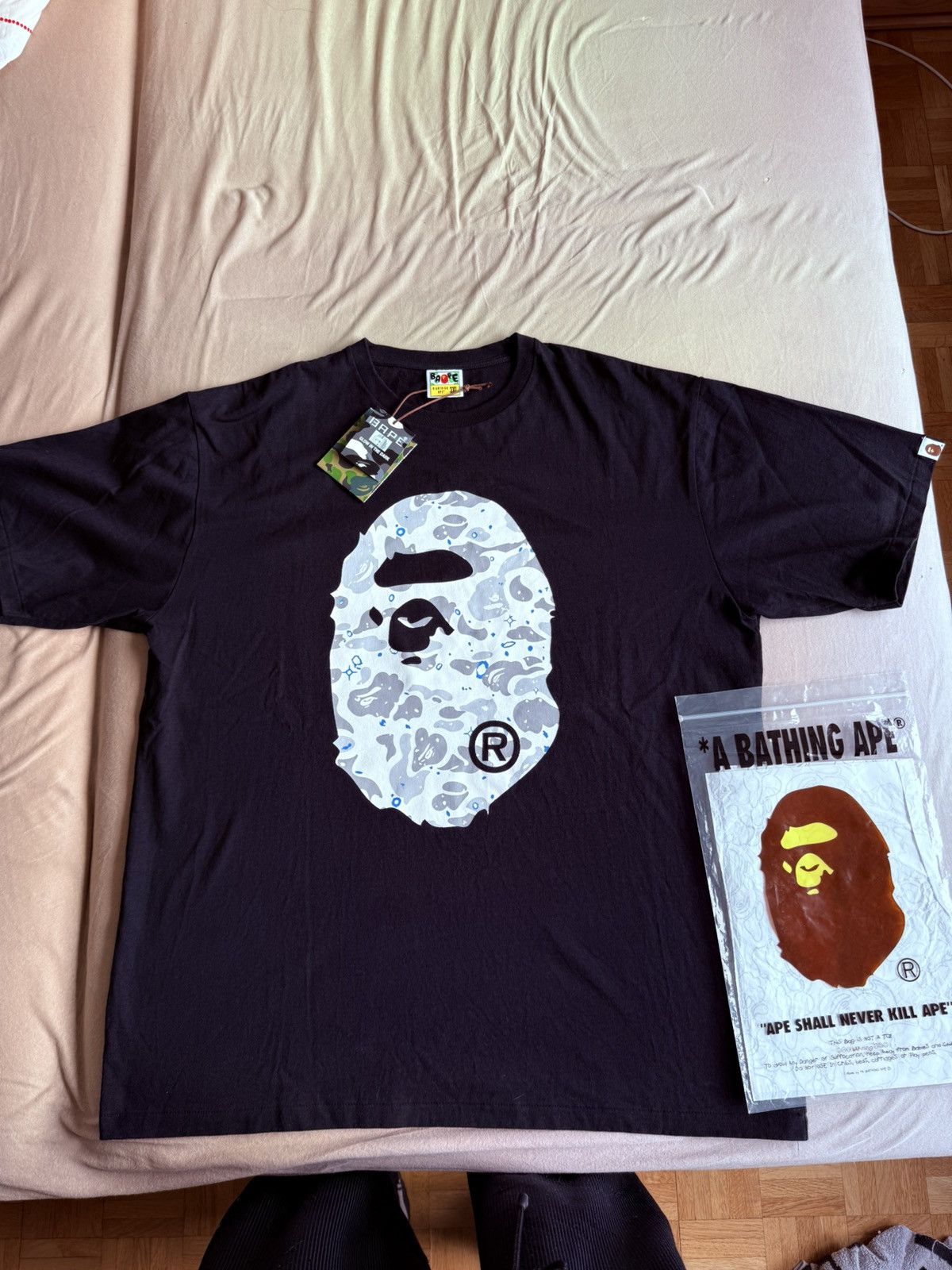 Bape 3XL space camo big ape head tee Size US XXL / EU 58 / 5 - 1 Thumbnail