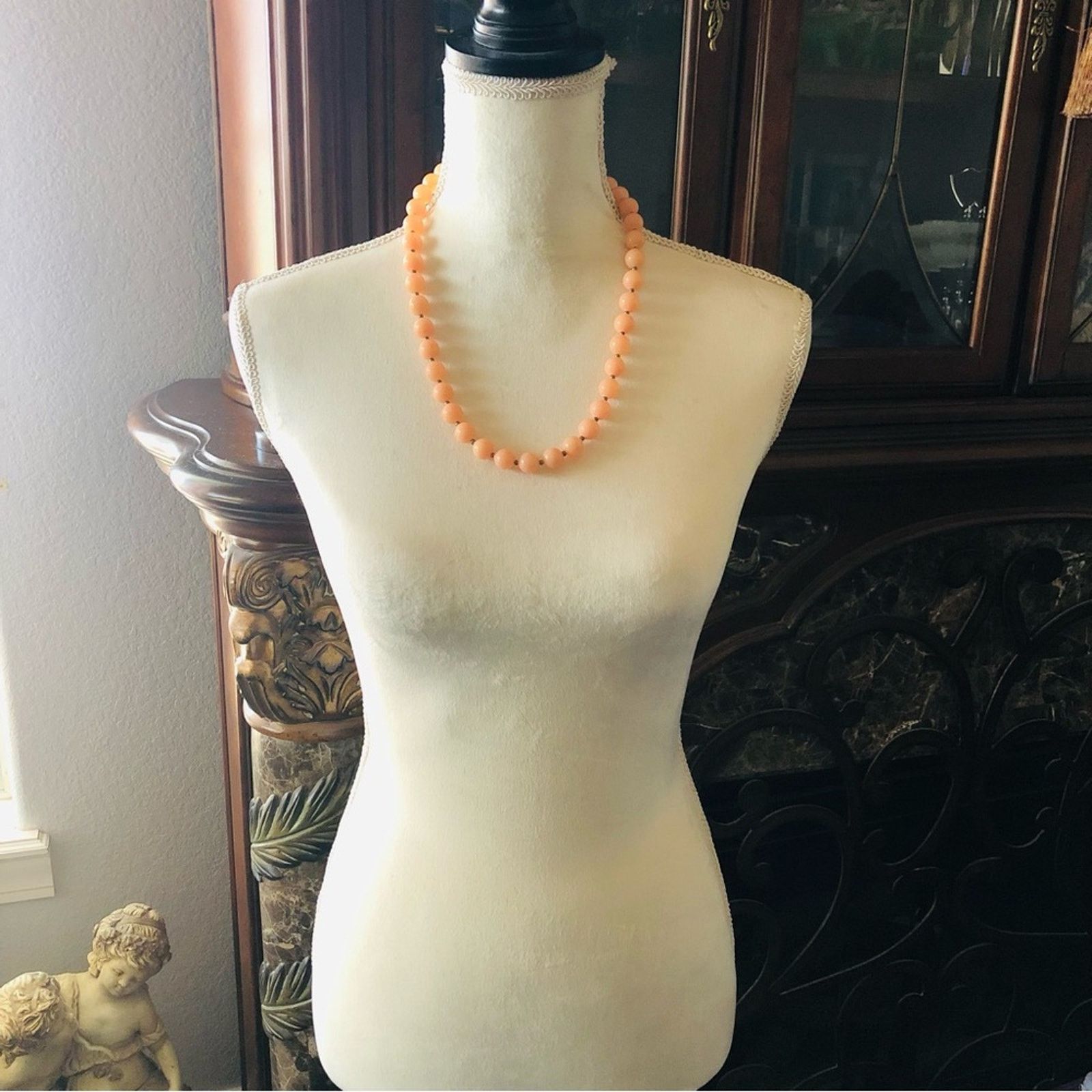 Vintage Vintage 60s-70s light peach beaded necklace Size ONE SIZE - 6 Thumbnail