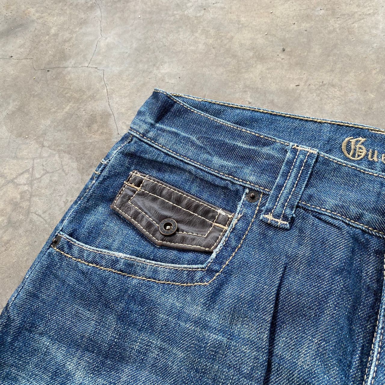 Guess 💥Flare💥Vintage Guess Jeans Denim Size US 33 - 17 Thumbnail