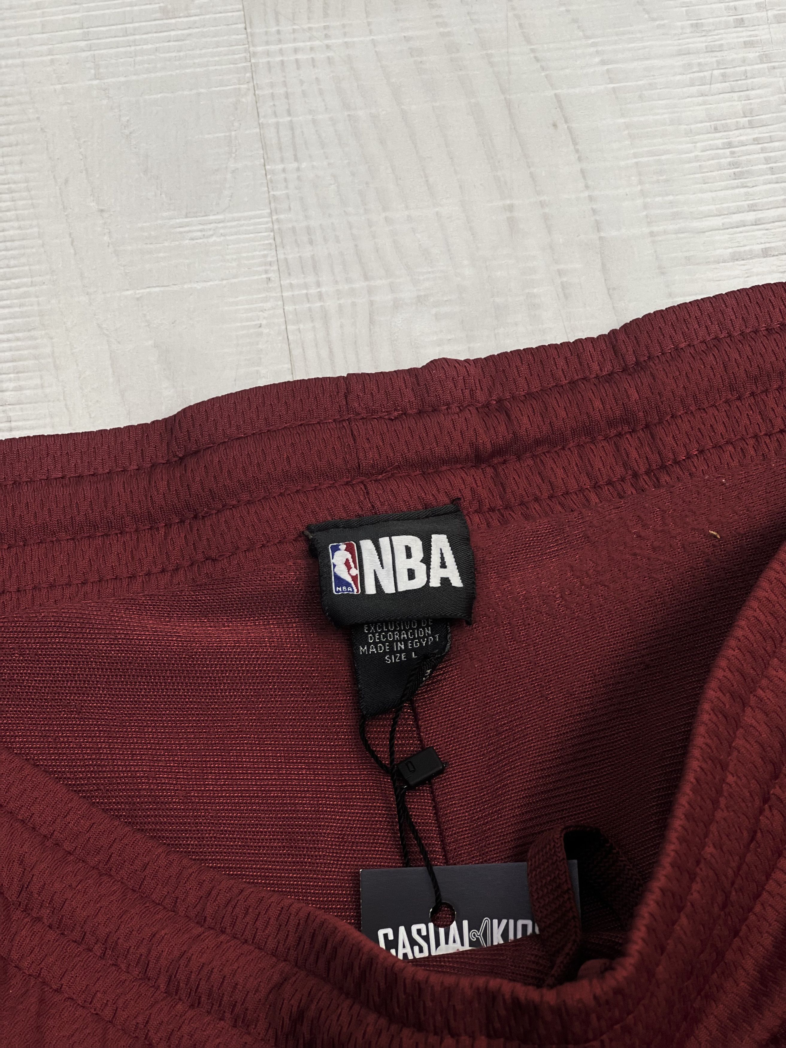 NBA × Vintage NBA vintage shorts Size US 36 / EU 52 - 7 Thumbnail