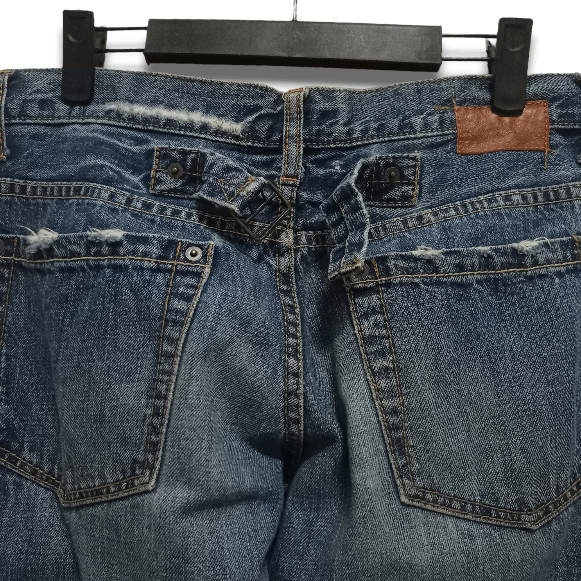 Japanese Brand Vintage Japanese Brand Buckle Back Distressed Loose Jeans Size US 32 / EU 48 - 2 Thumbnail
