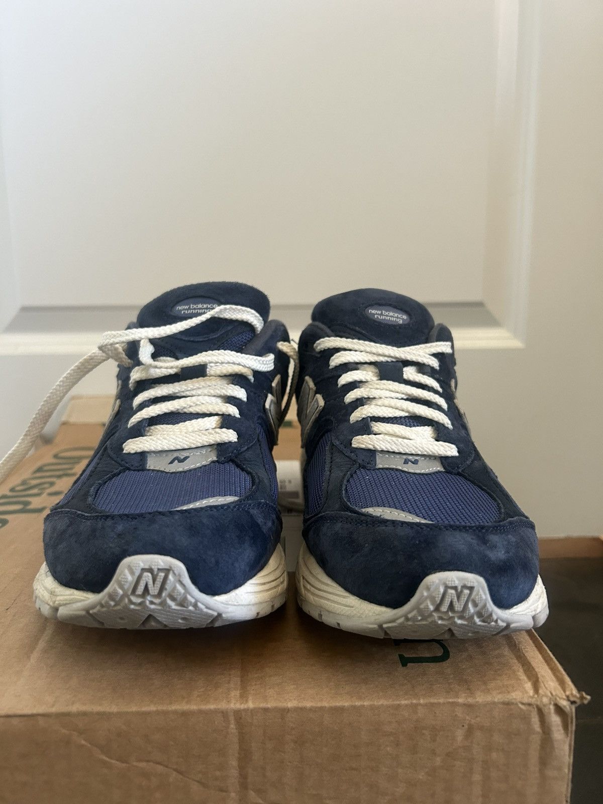 New Balance New Balance 2002R Men’s 8 Navy Size US 8 / EU 41 - 2 Thumbnail