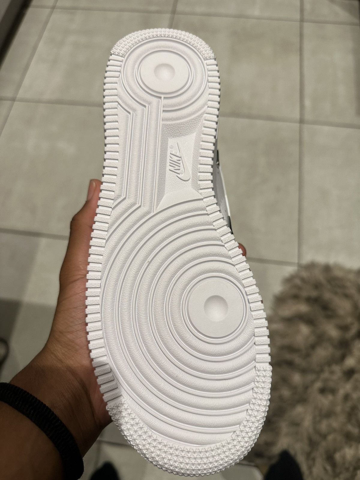 Nike AF1 Clean White Silver Edition